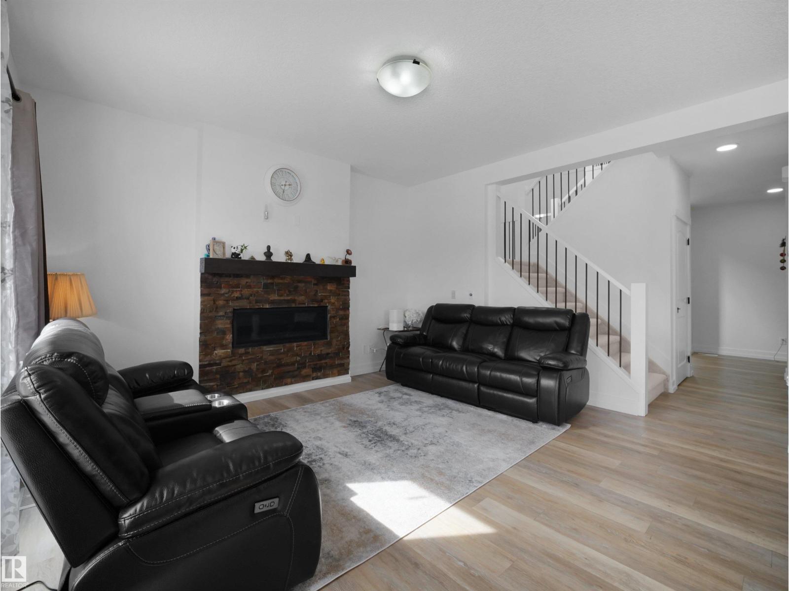 4231 CHARLES CL SW - 35