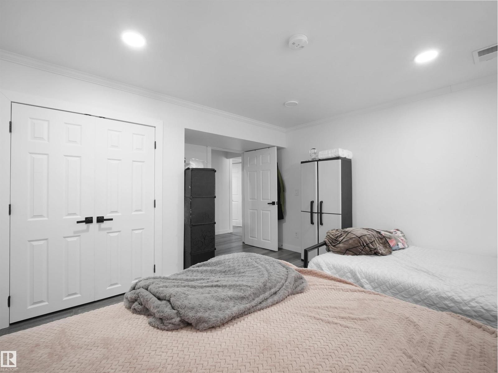 4231 CHARLES CL SW - 59