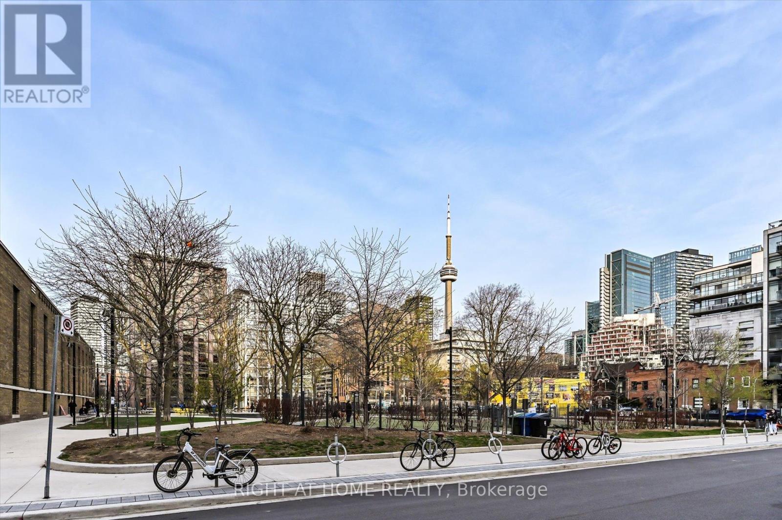 #623 505 RICHMOND STREET W - 34