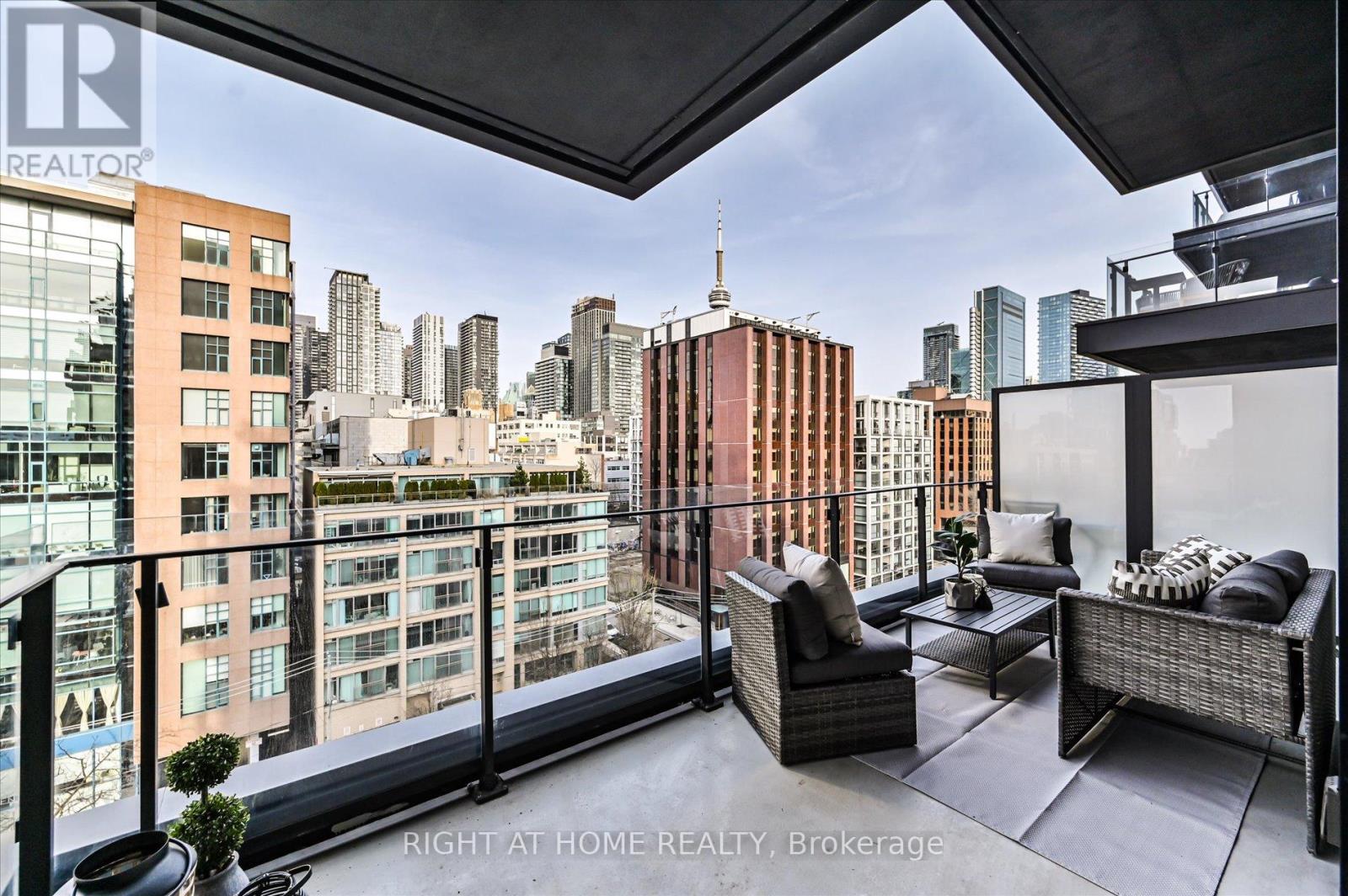 #623 505 RICHMOND STREET W - 26