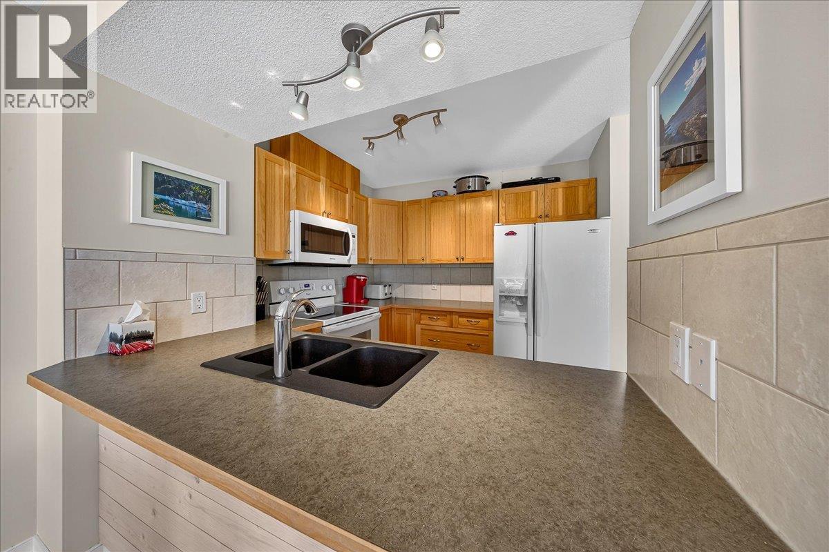 #169 4904 Ridge Road - 7