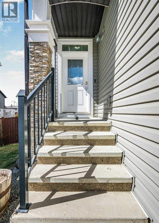 76 Heritage Hill, Cochrane