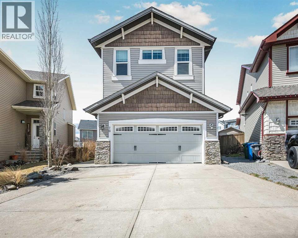 76 Heritage Hill, Cochrane