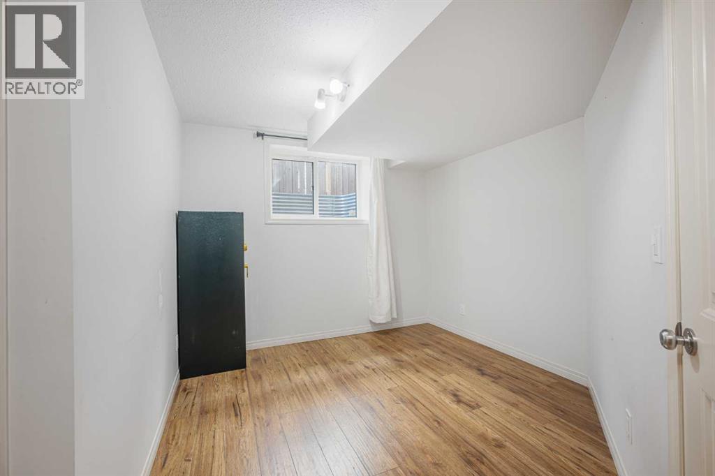 76 Heritage Hill, Cochrane