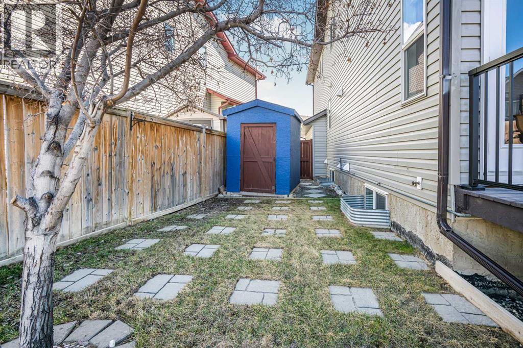 76 Heritage Hill, Cochrane