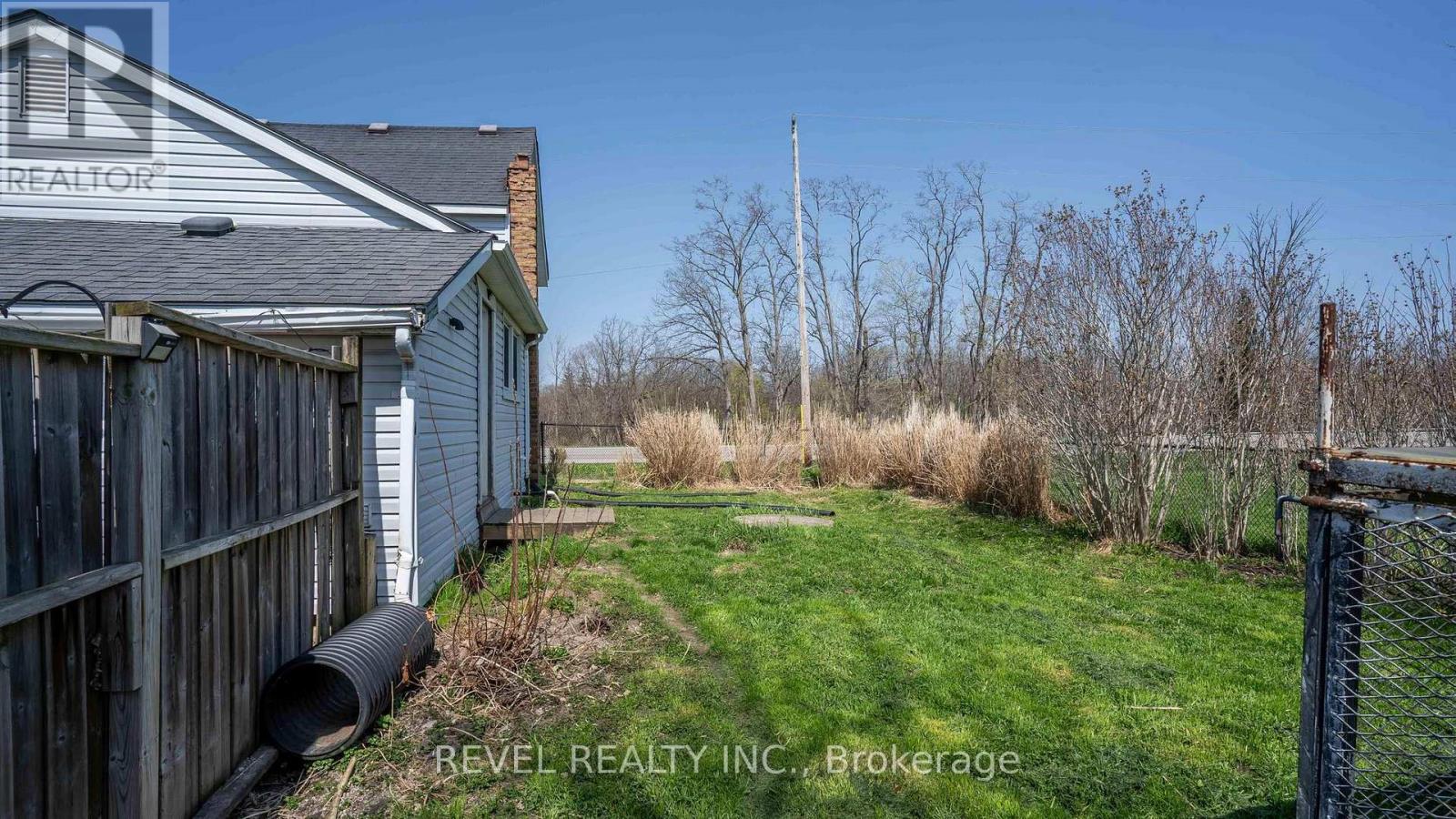 10299 ILDERTON ROAD Property Photo