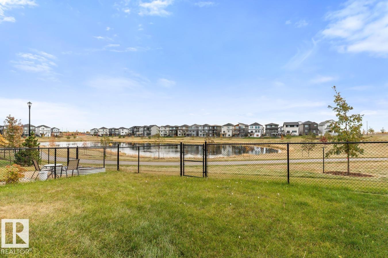 19147 22 AV NW - 43