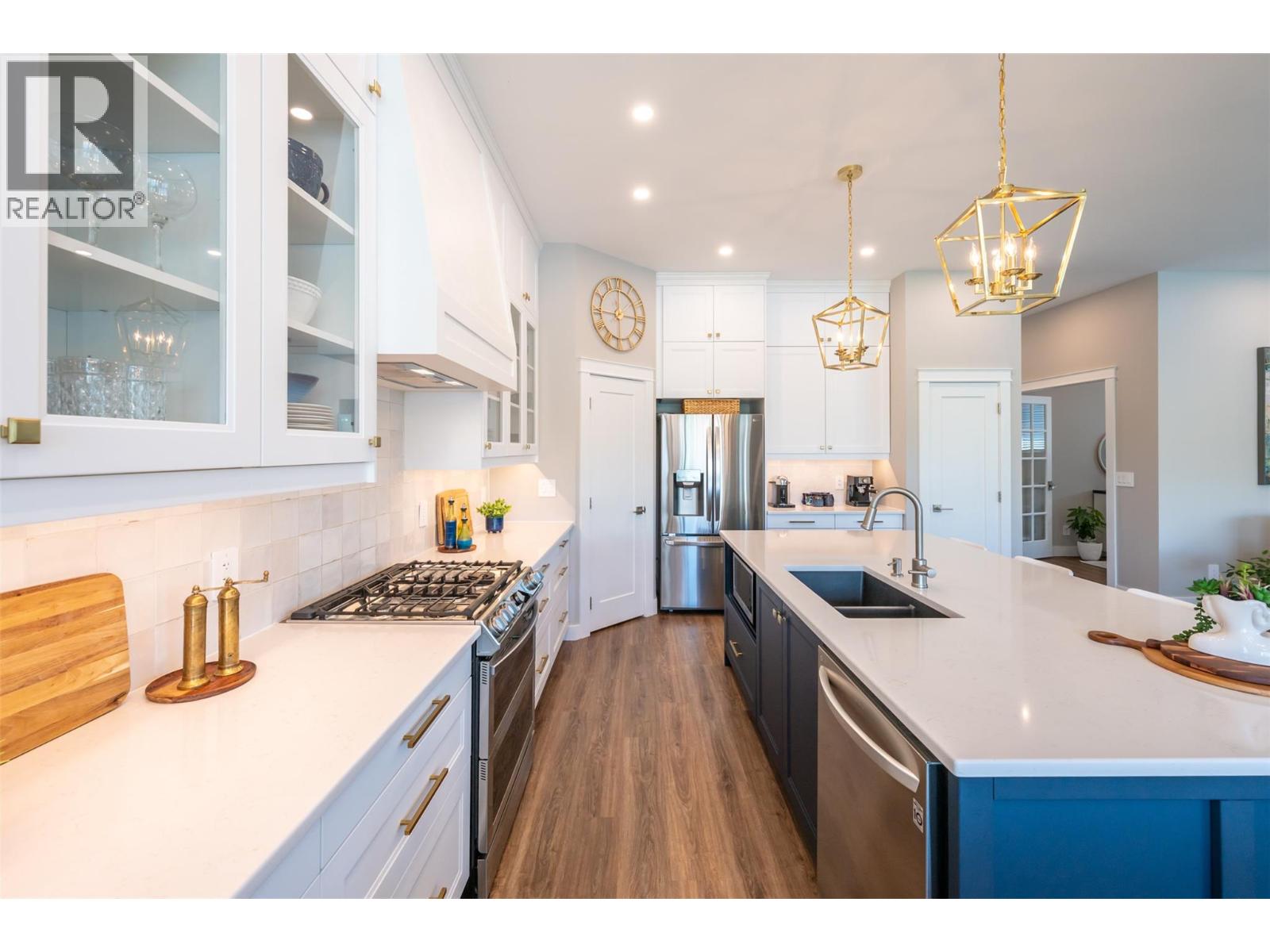 7030 Tucelnuit Drive, Oliver