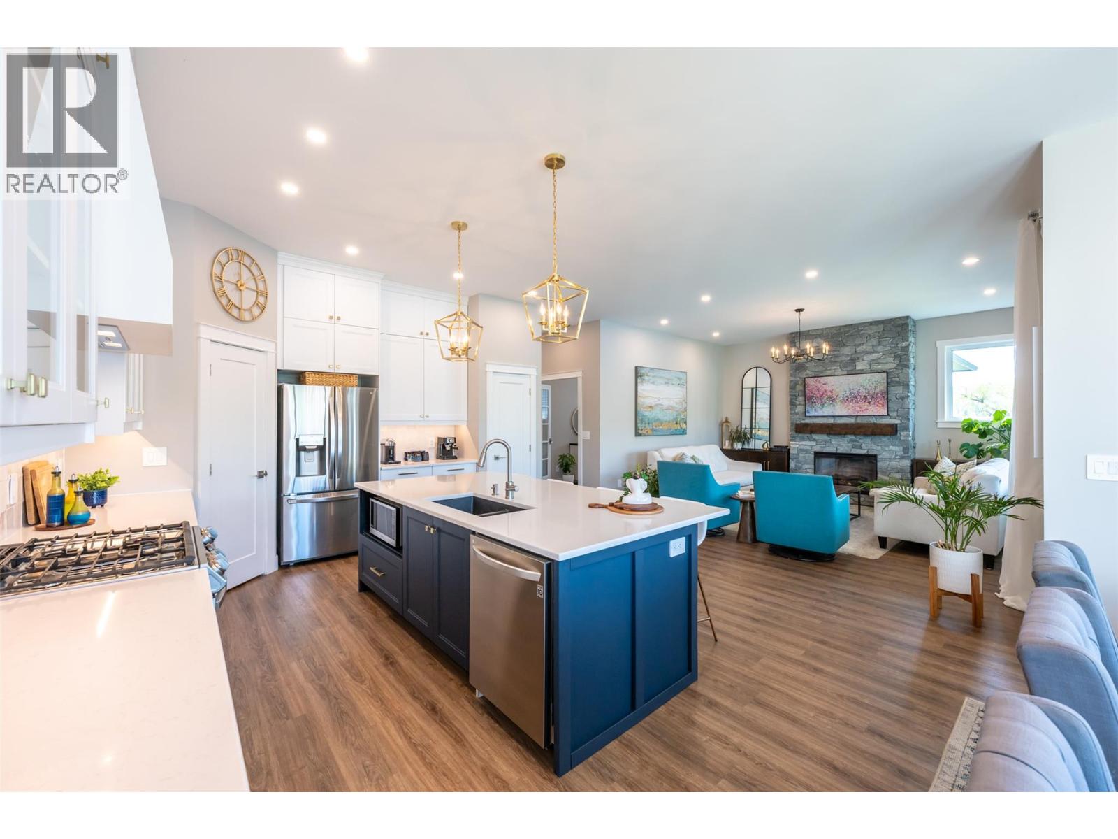 7030 Tucelnuit Drive, Oliver