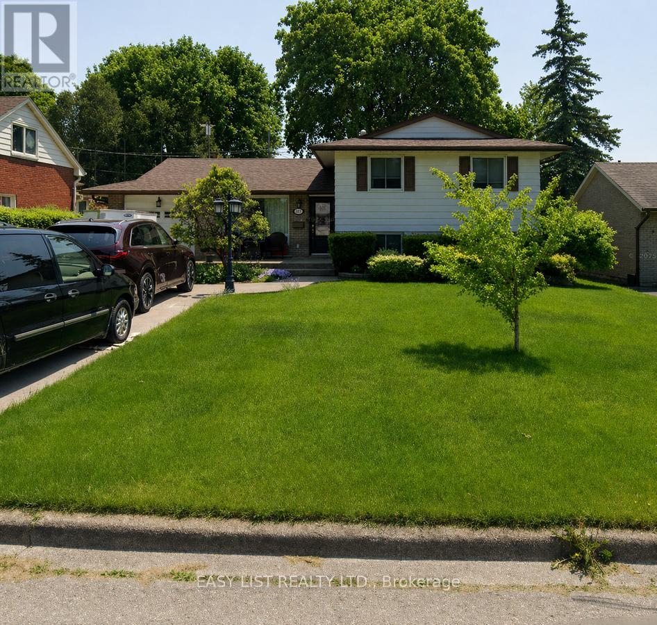 233 ELMORE DRIVE - 1