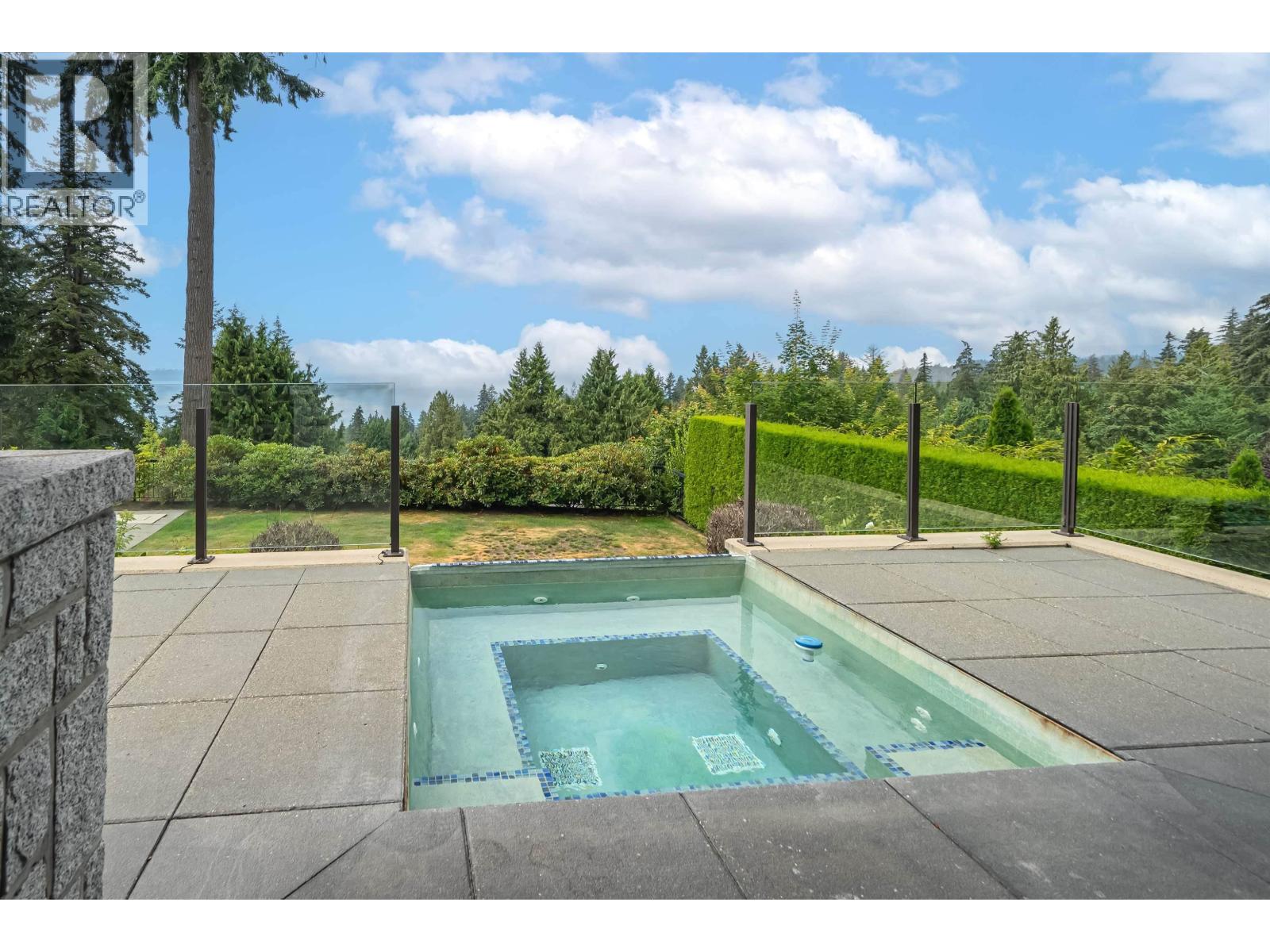2638 QUEENS AVENUE, West Vancouver