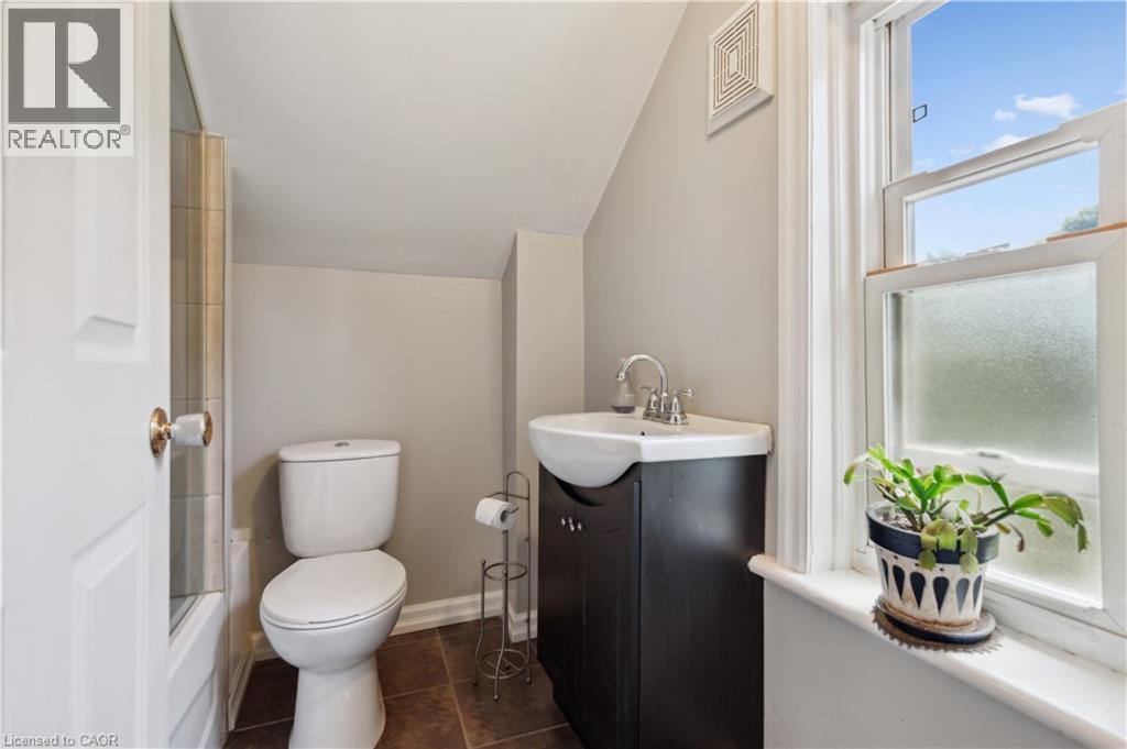 46 WELLINGTON ROAD 19 — photo 35