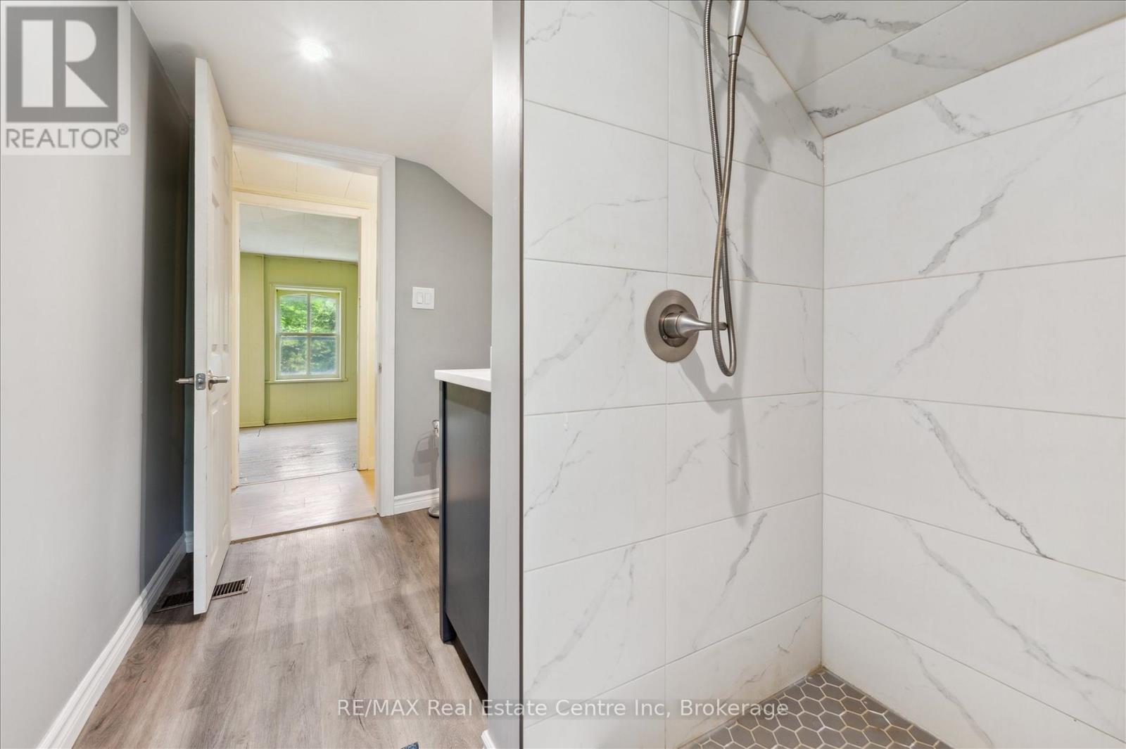46 WELLINGTON ROAD 19 — photo 22