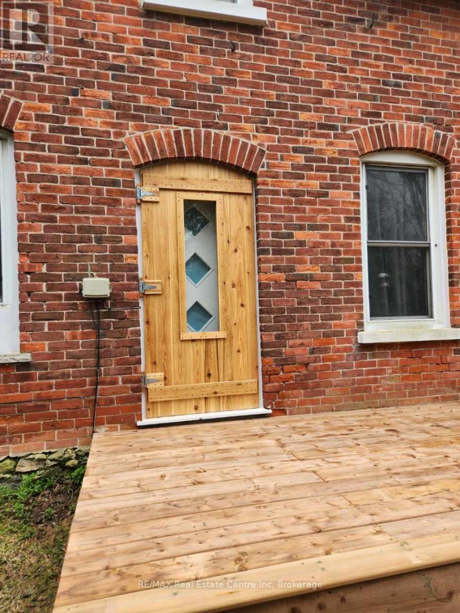 46 WELLINGTON ROAD 19 - 43