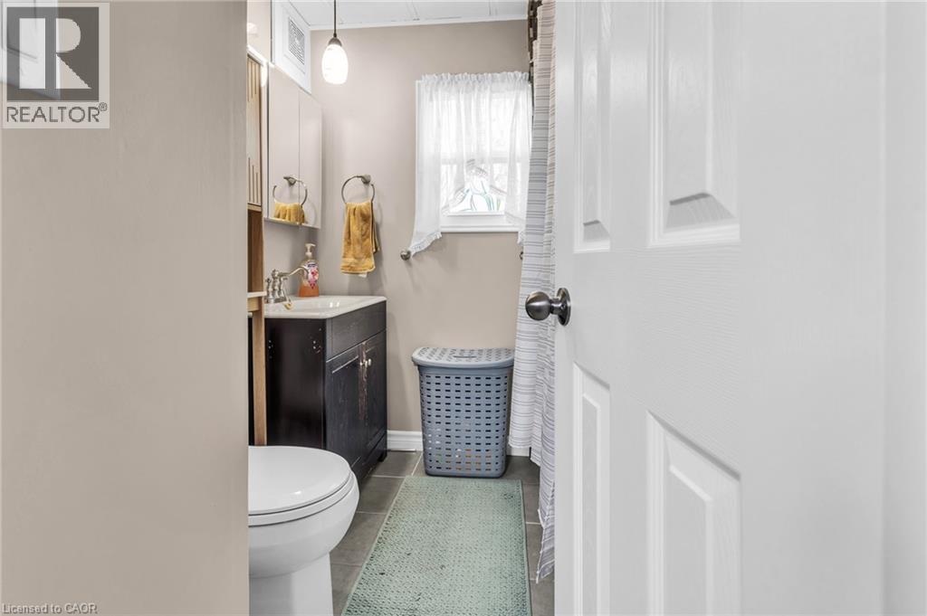 33 PITT Street, Port Burwell, Ontario, N0J1T0 — Photo 12