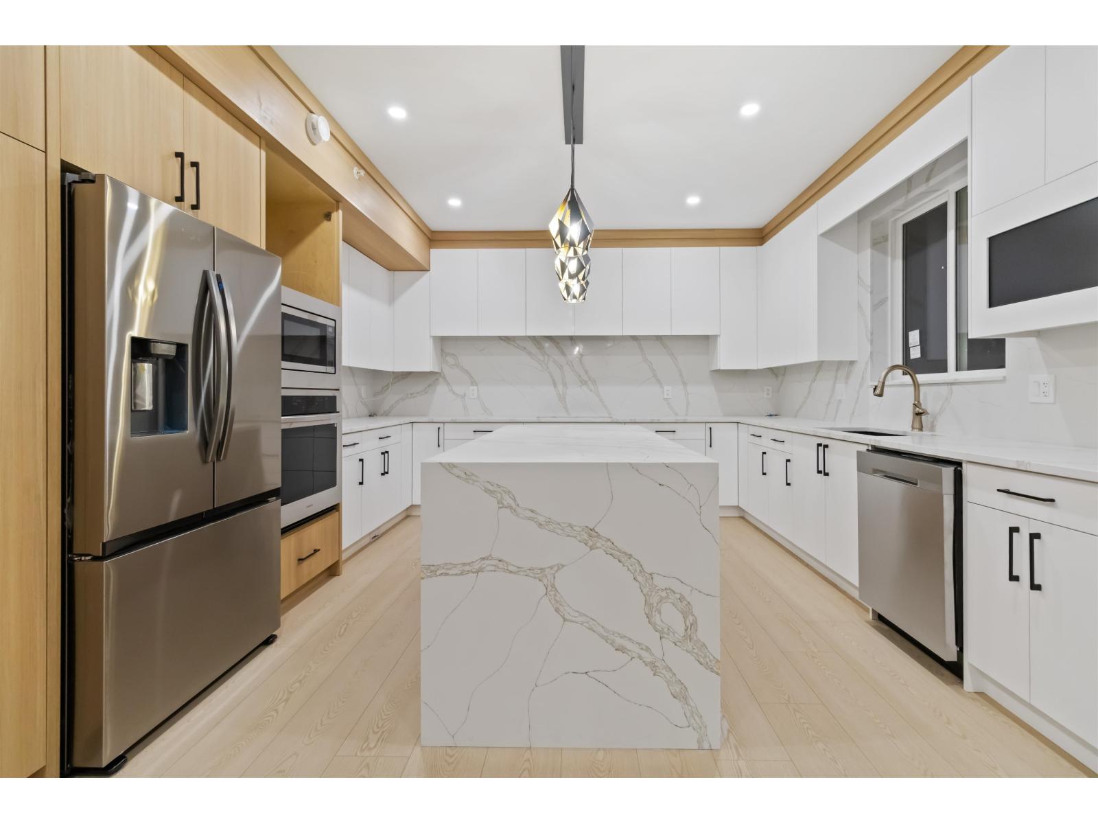 25 14550 MORRIS VALLEY ROAD, Mission