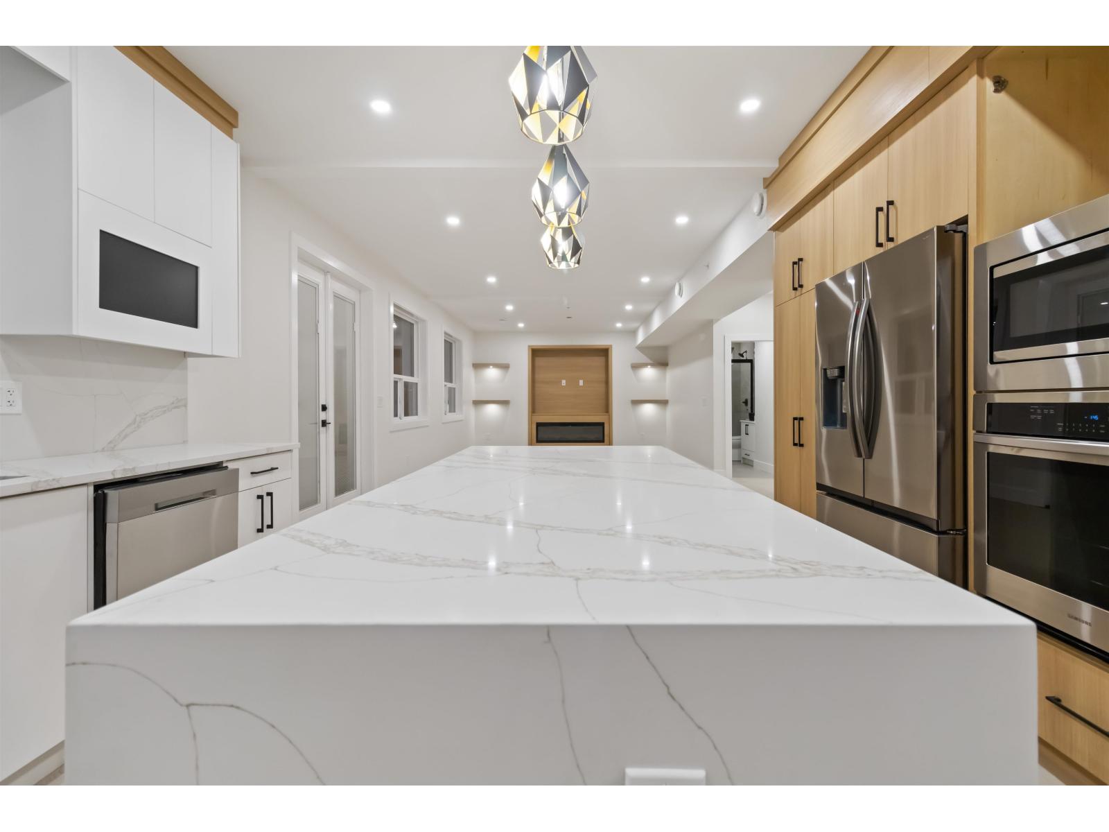 25 14550 MORRIS VALLEY ROAD, Mission