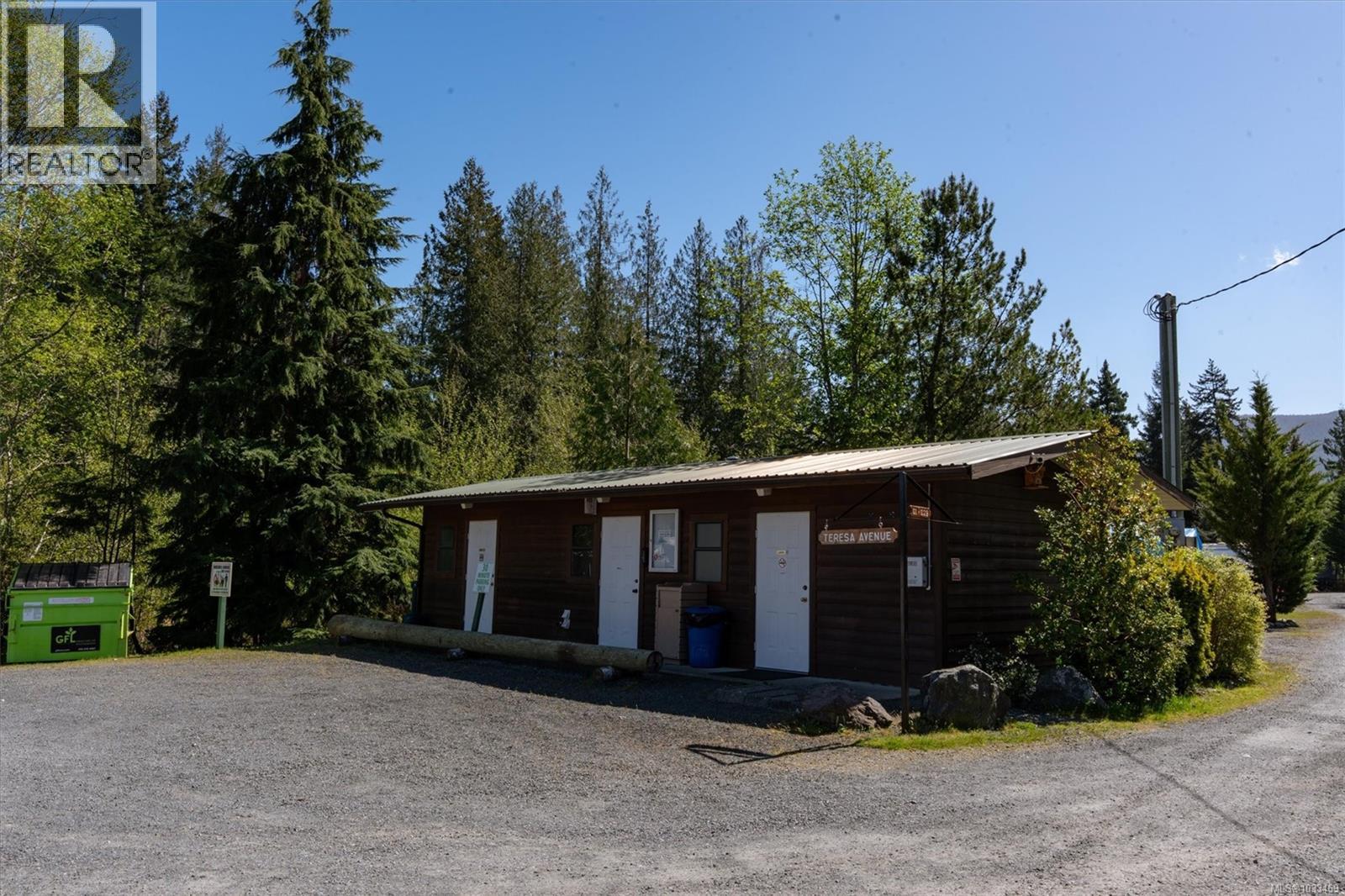 #E14 2650 Turnbull Rd - 32