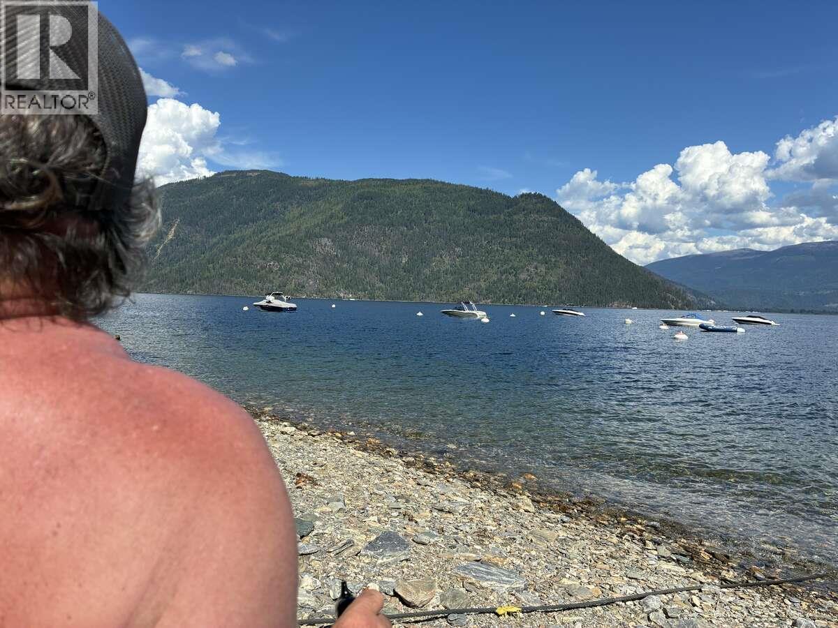 #22 7429 Sunnybrae Canoe Point Road - 22