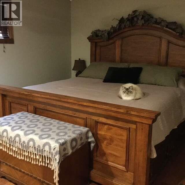 #22 7429 Sunnybrae Canoe Point Road - 15