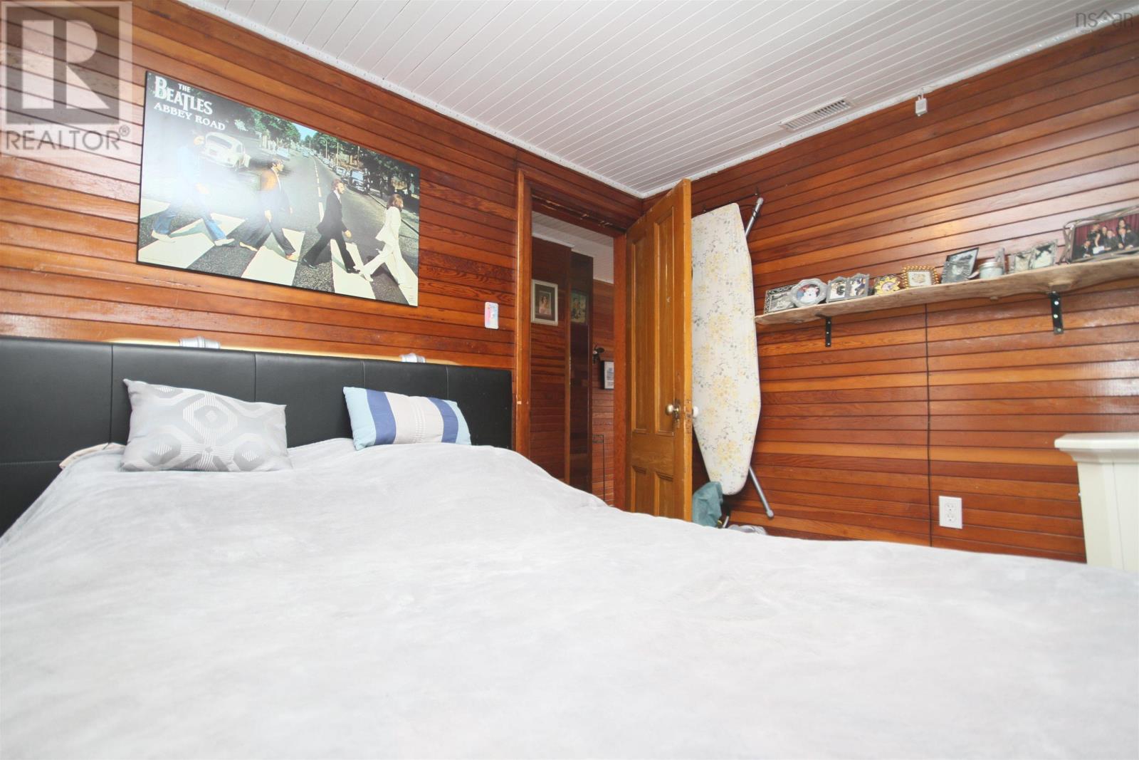 Property 20 of 48 of 1922 Highway 19