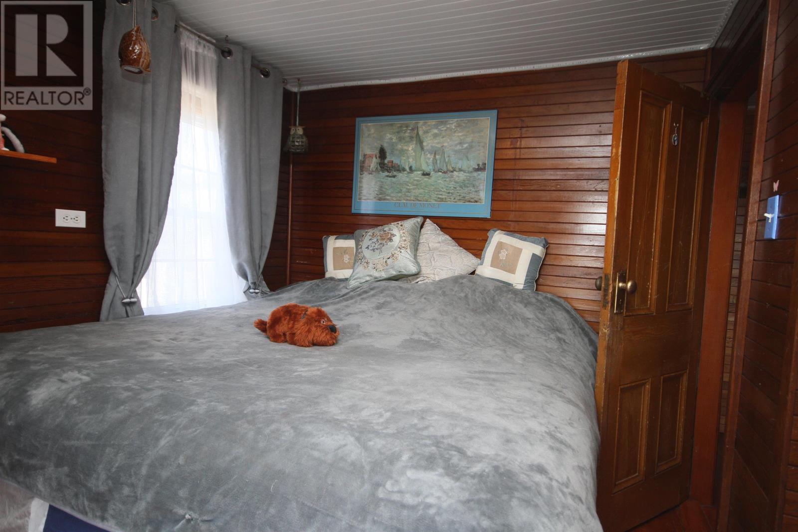 Property 25 of 48 of 1922 Highway 19