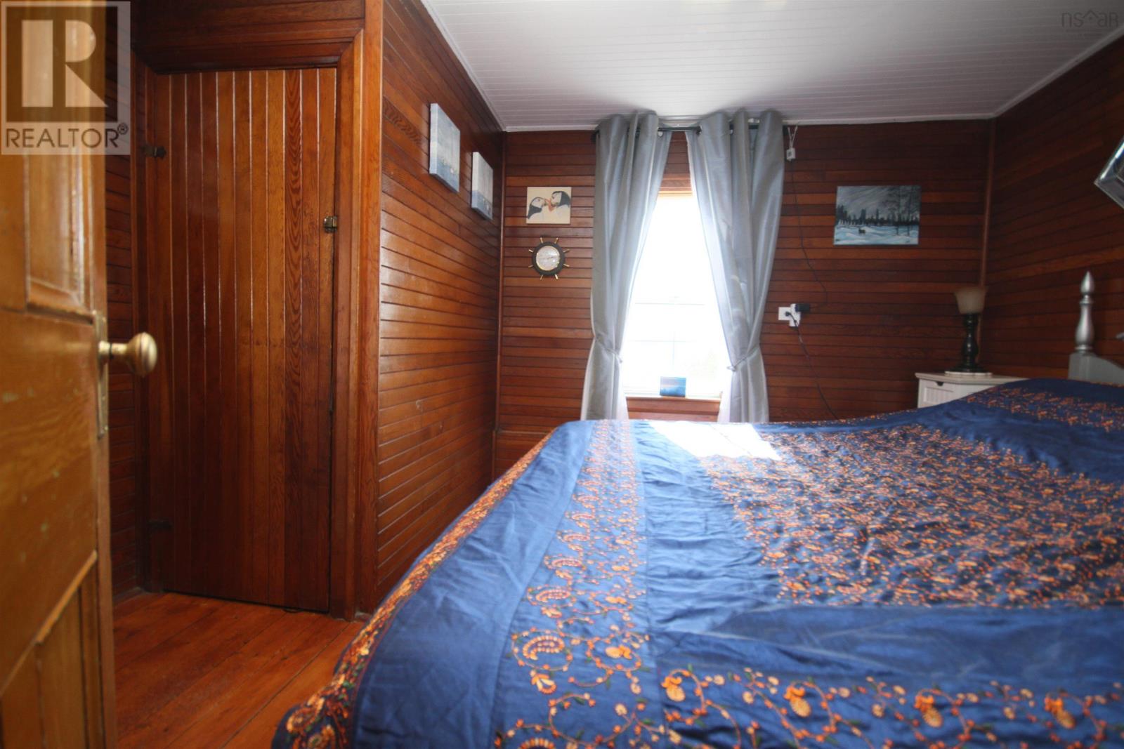 Property 29 of 48 of 1922 Highway 19