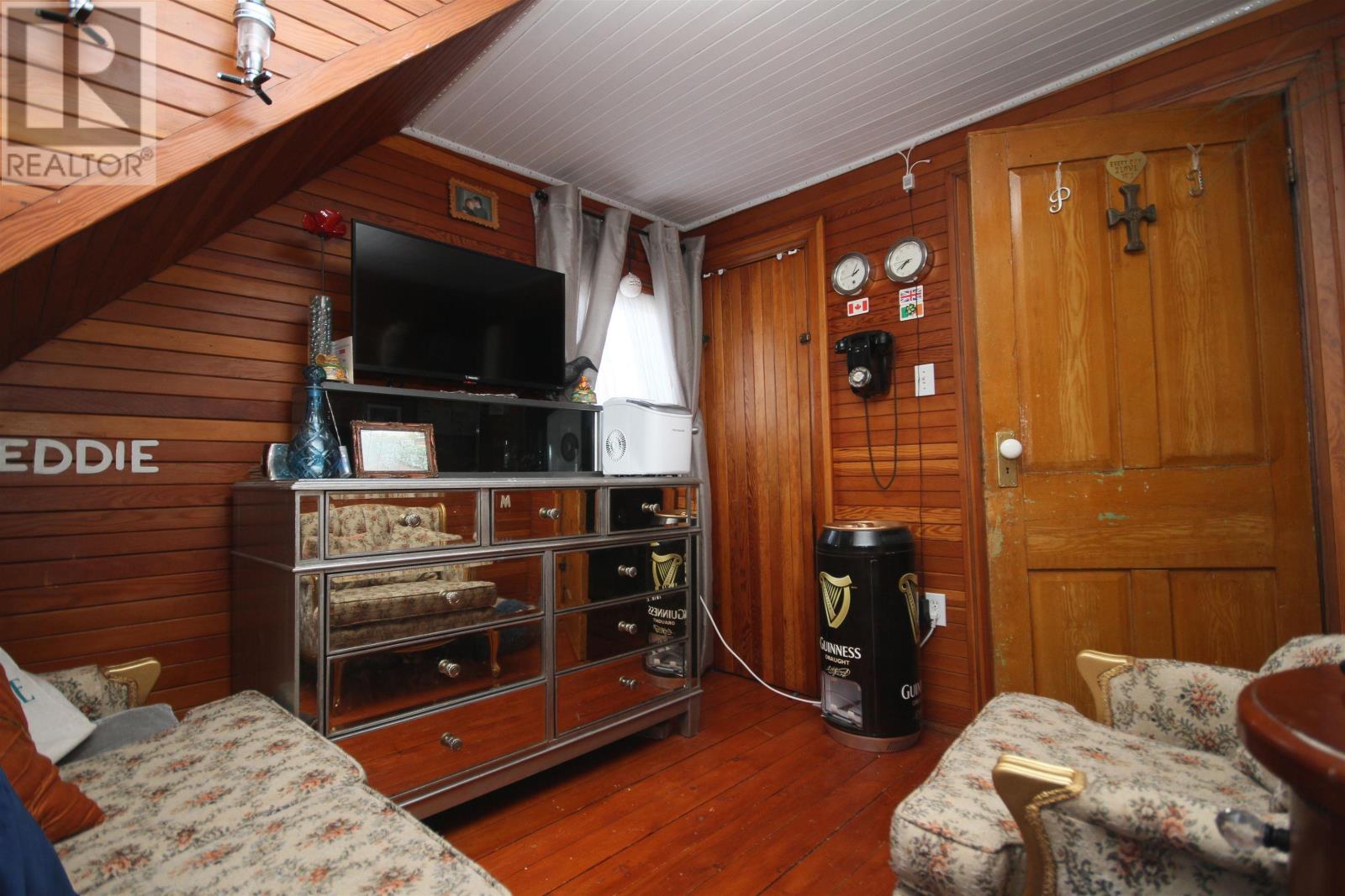 Property 30 of 48 of 1922 Highway 19