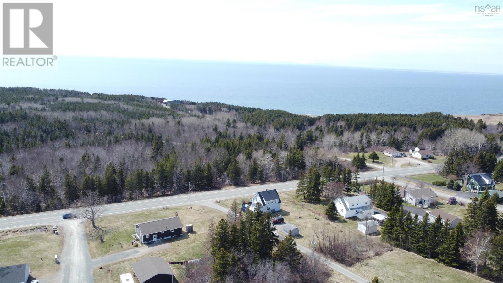 Property 35 of 48 of 1922 Highway 19