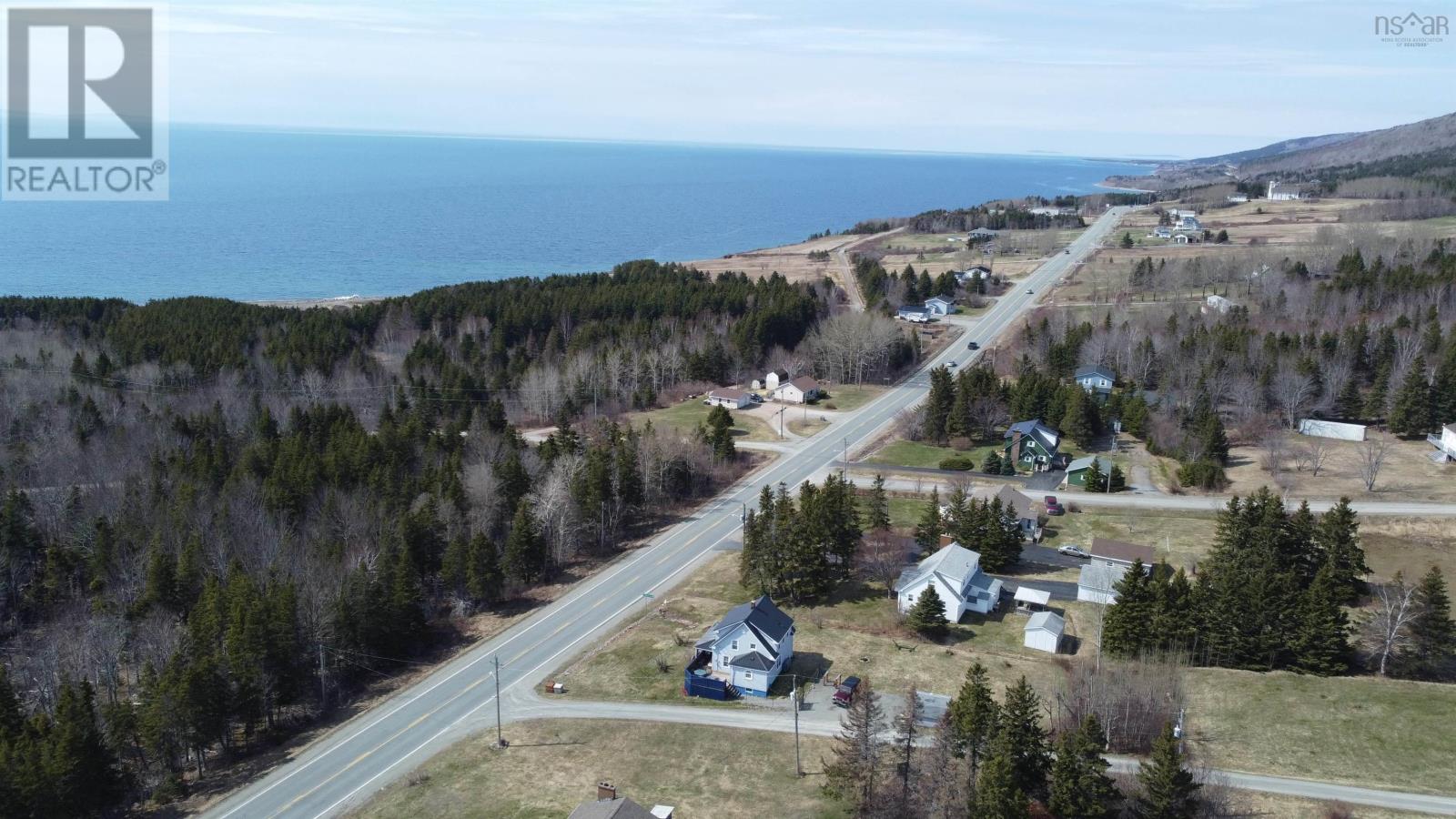 Property 37 of 48 of 1922 Highway 19