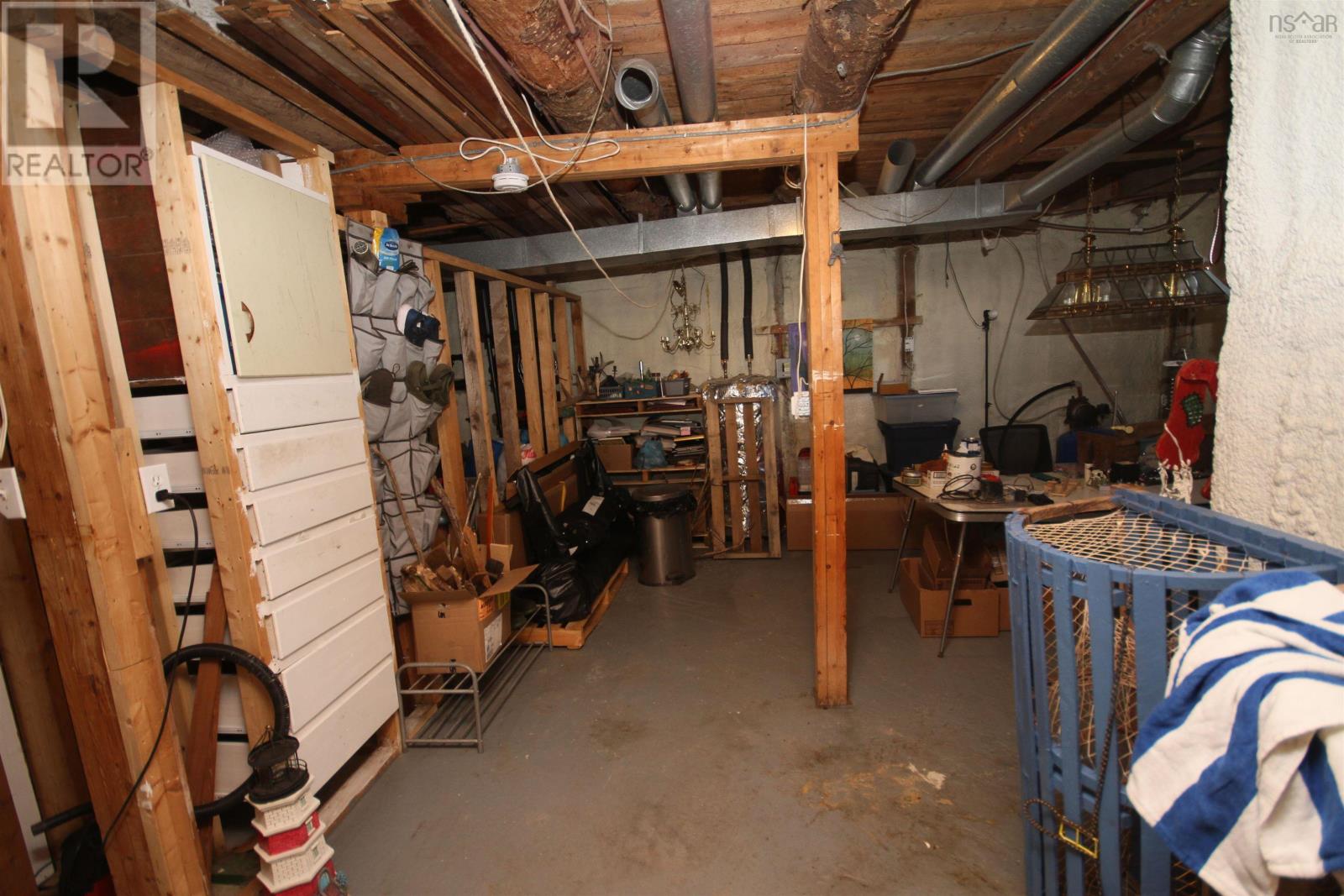 Property 44 of 48 of 1922 Highway 19