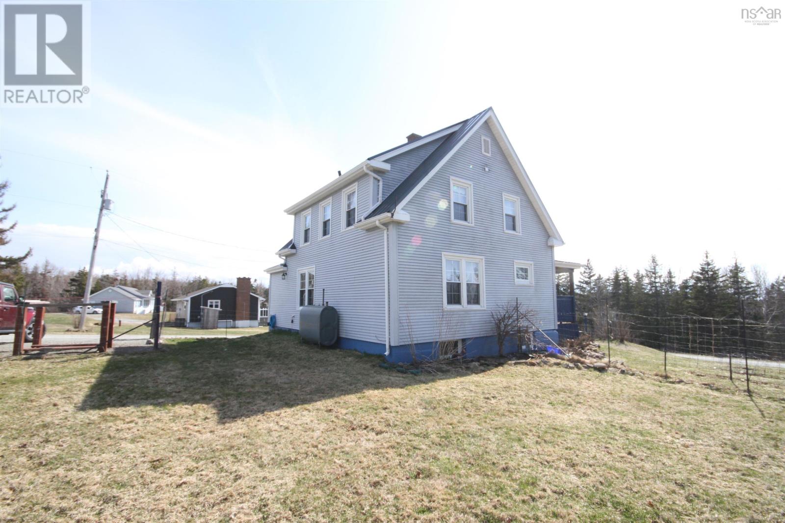 Property 48 of 48 of 1922 Highway 19