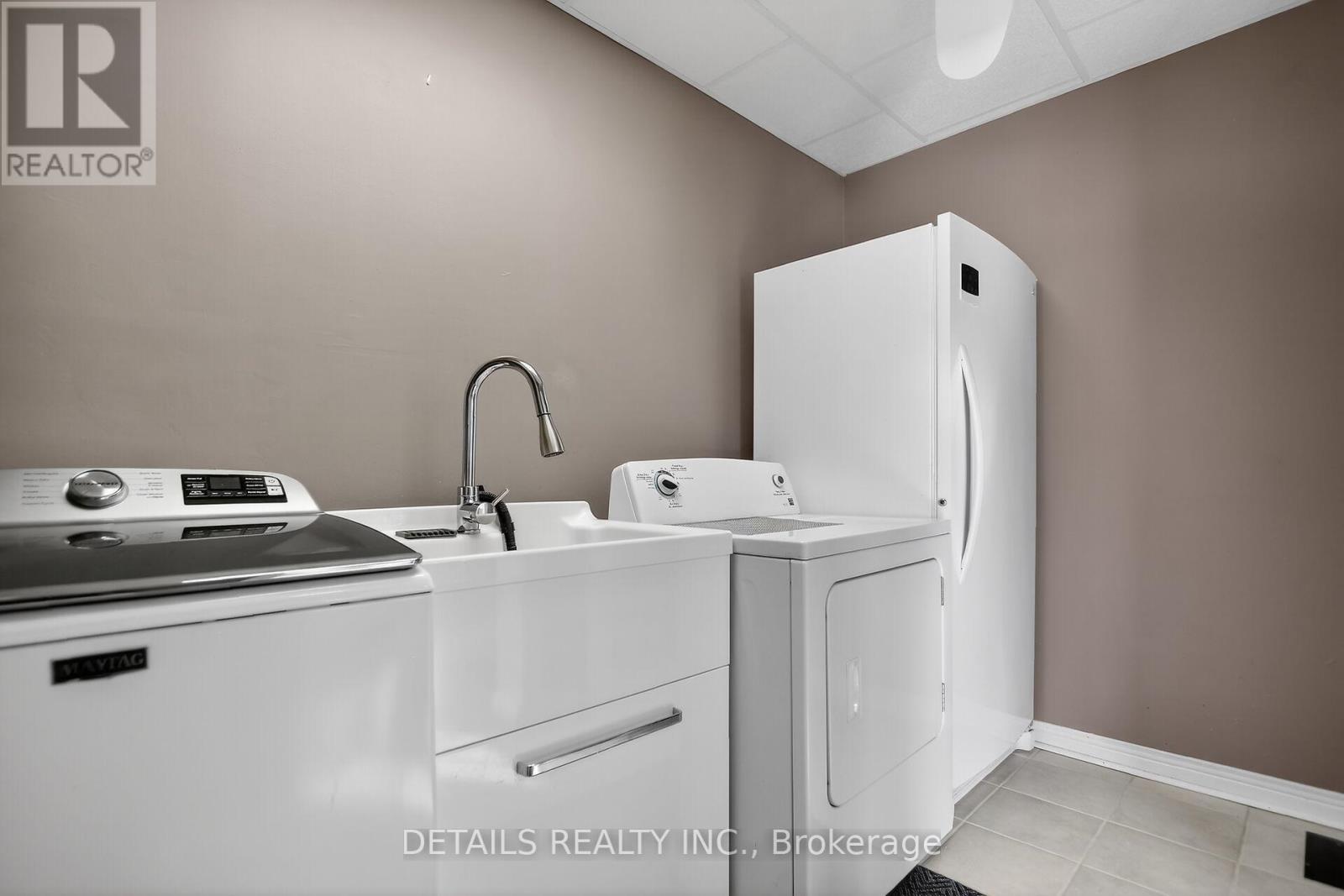 5554 OSGOODE MAIN STREET — photo 30