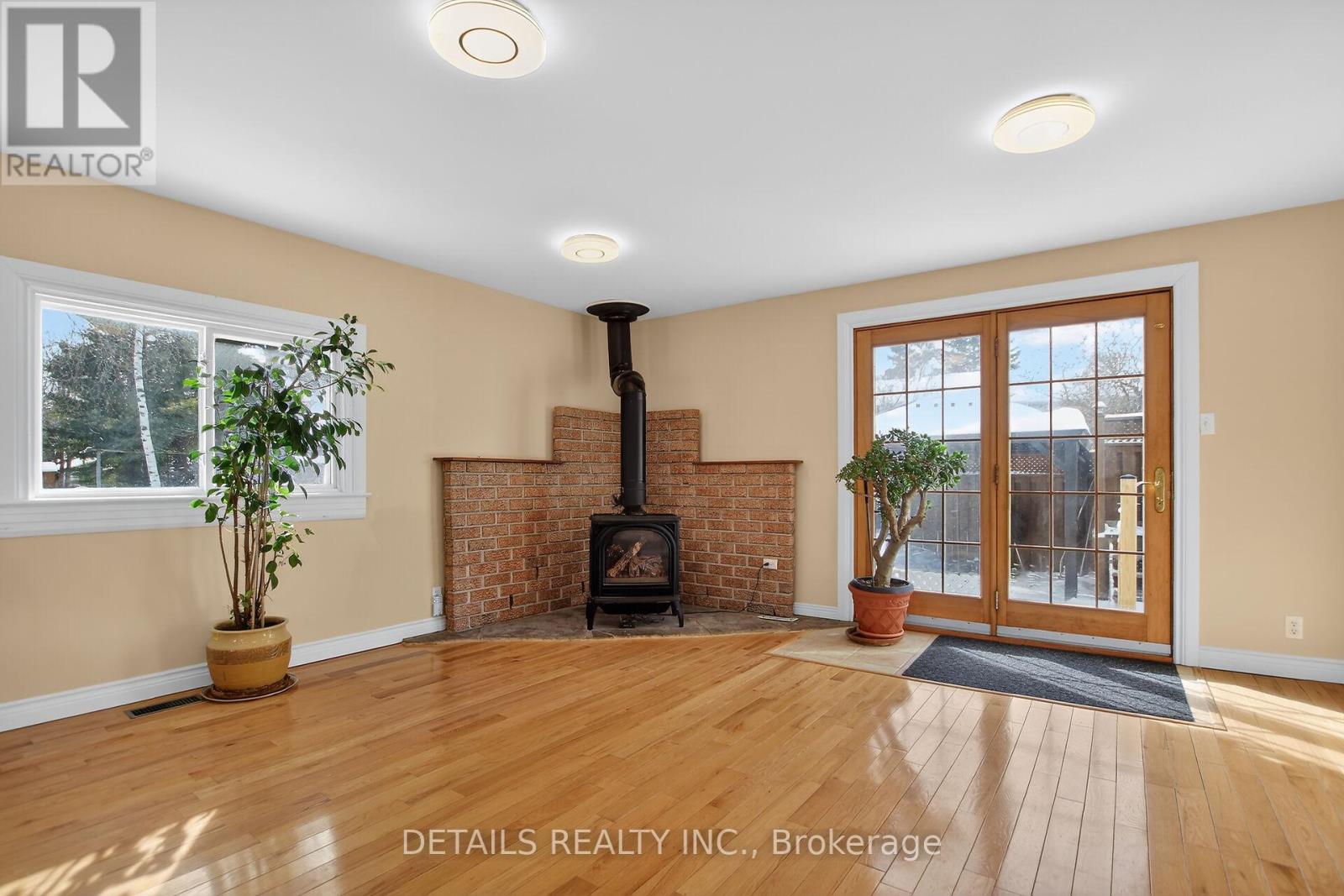 5554 OSGOODE MAIN STREET — photo 32