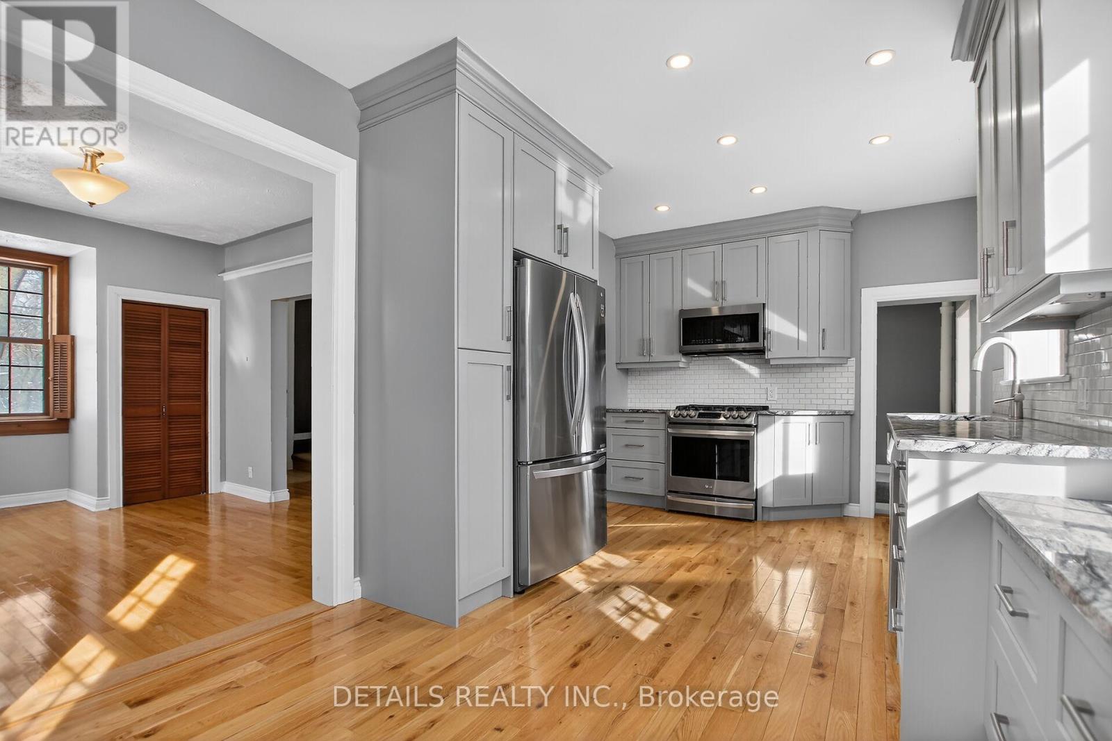 5554 OSGOODE MAIN STREET — photo 8
