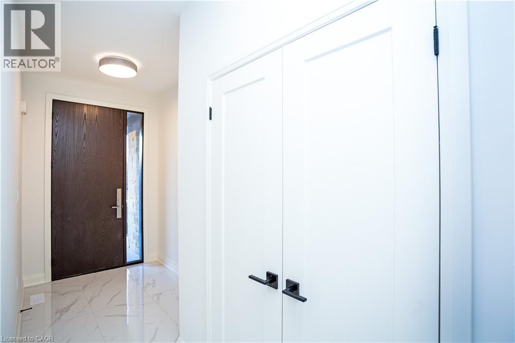 31 DANA Drive — photo 4