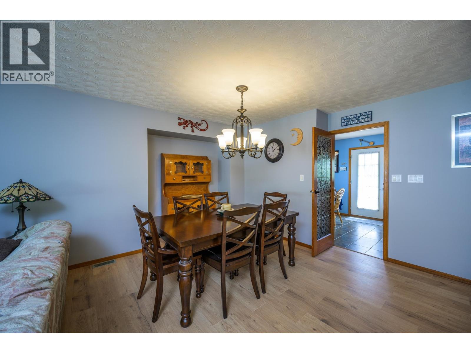 1917 CLEARWOOD CRESCENT - 14