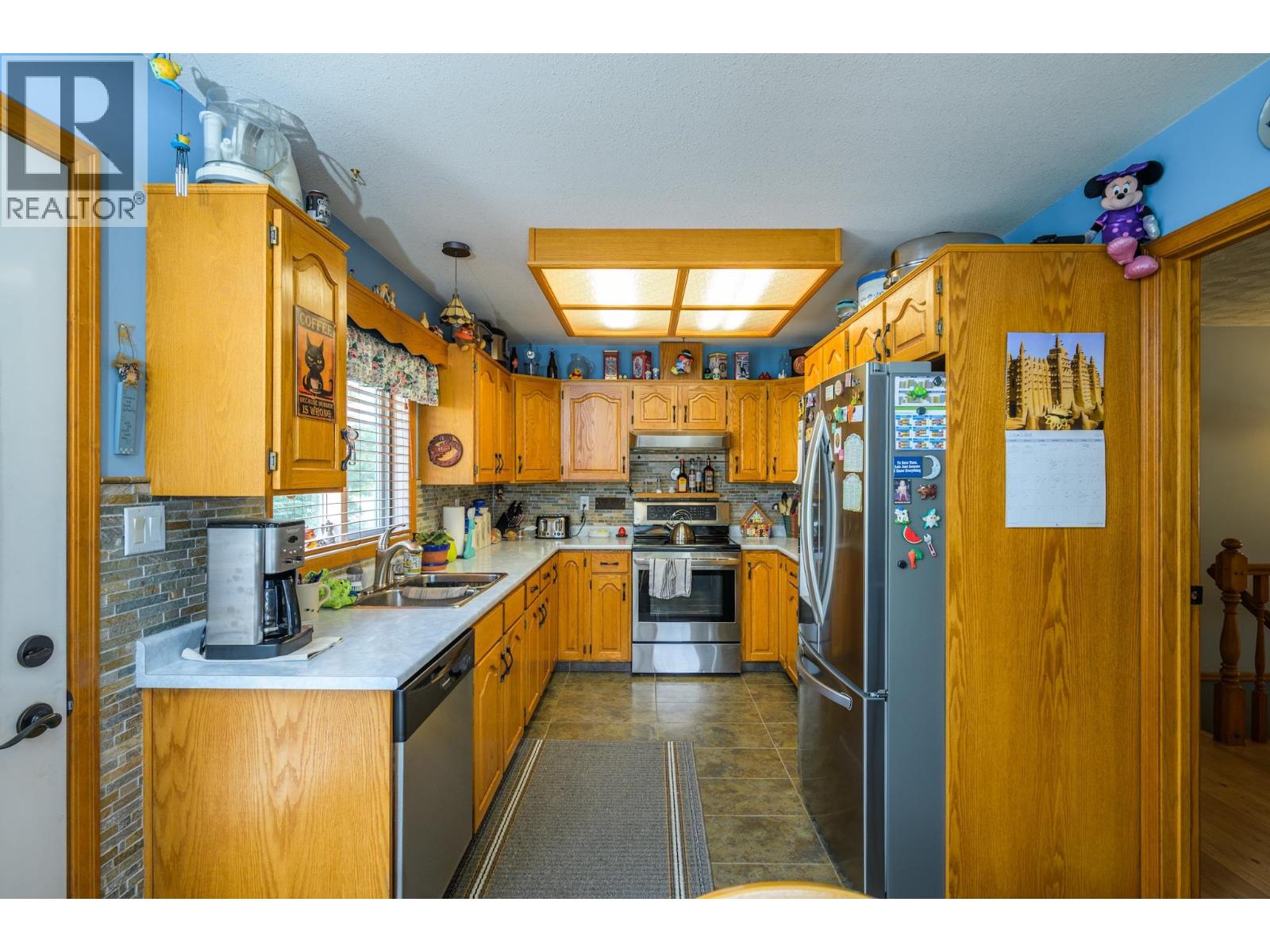 1917 CLEARWOOD CRESCENT - 16