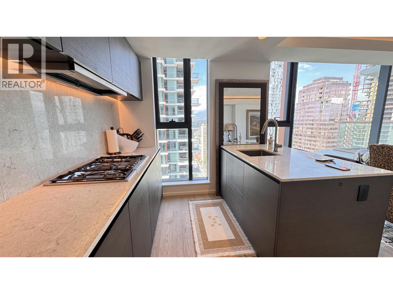 2 Bed, 2 Bath House for Rent in Vancouver – 2203 1408 ROBSON STREET, Vancouver - Image 12
