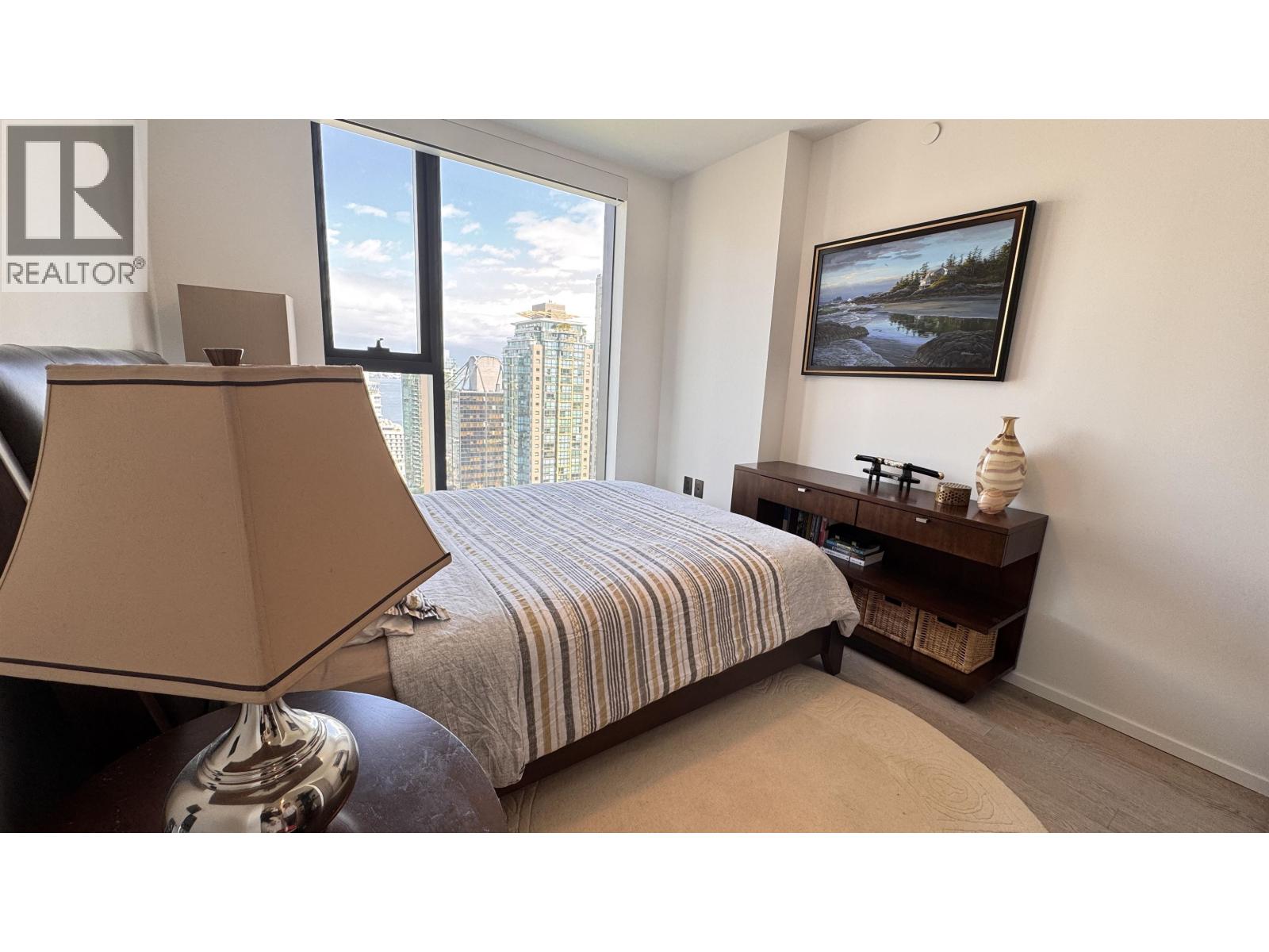 2 Bed, 2 Bath House for Rent in Vancouver – 2203 1408 ROBSON STREET, Vancouver - Image 6