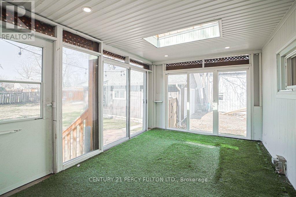 3 MILL STREET S - 22