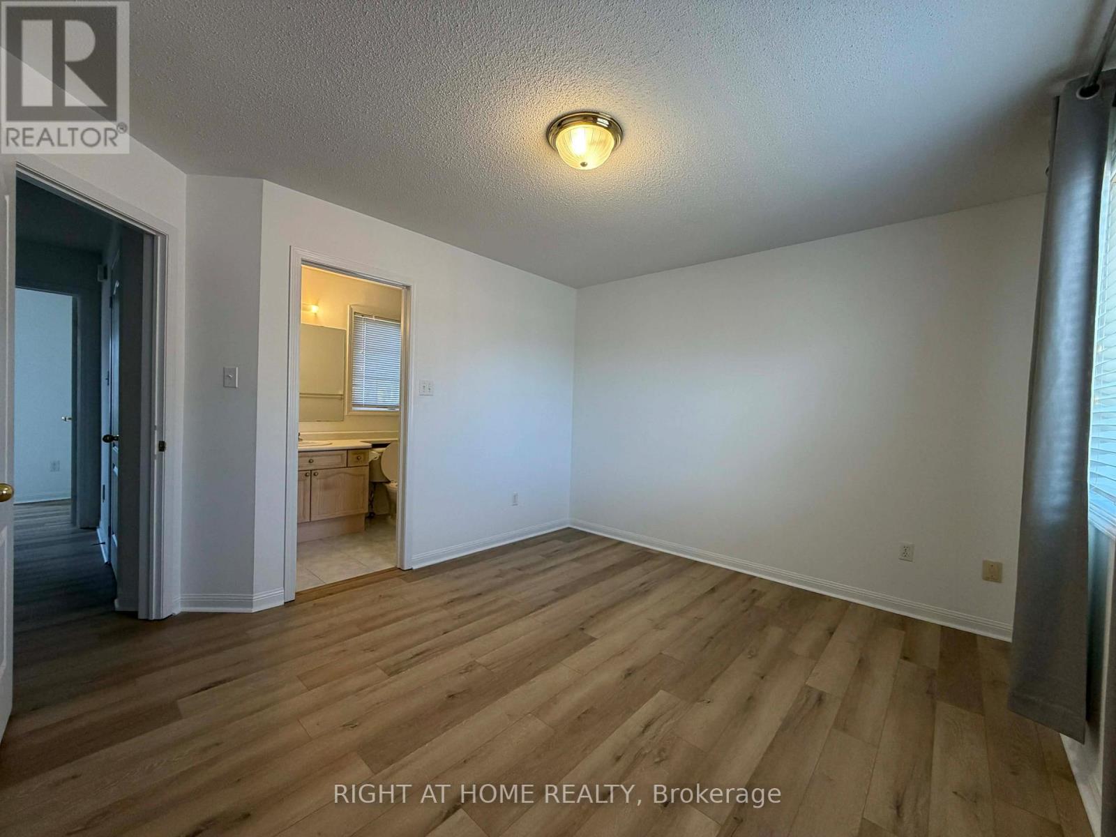 677 IRVING TERRACE — photo 18