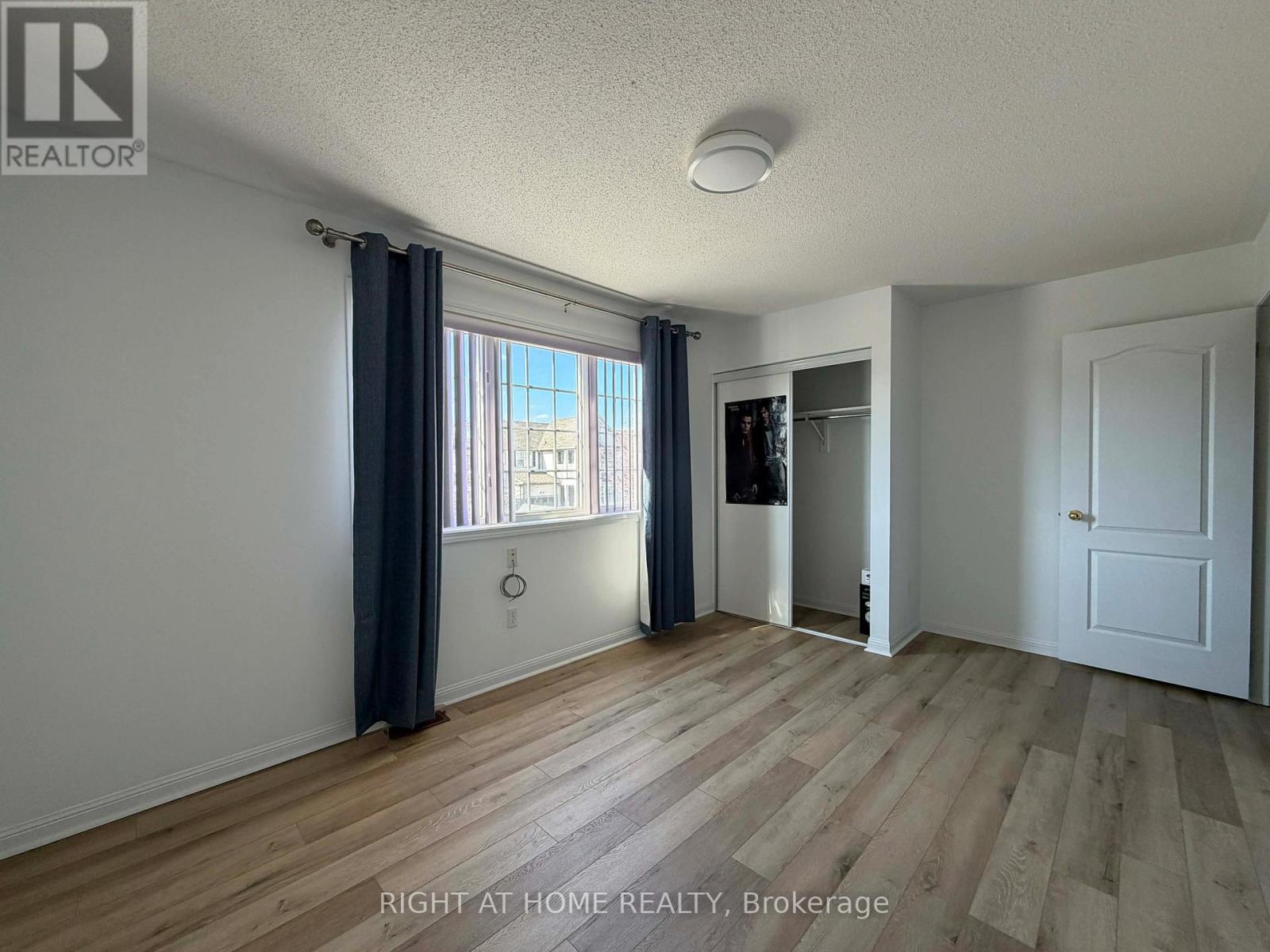 677 IRVING TERRACE — photo 23
