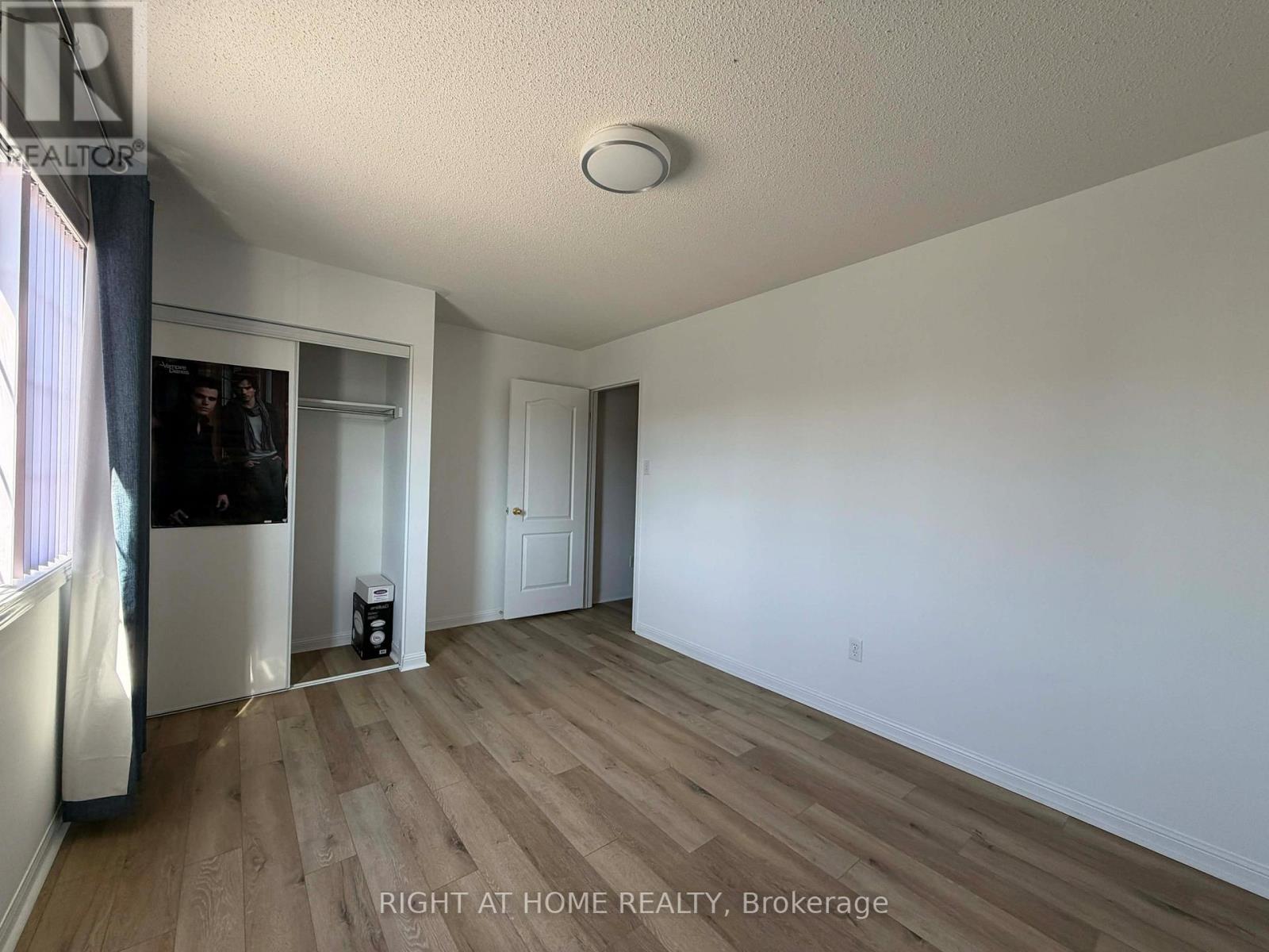 677 IRVING TERRACE — photo 24