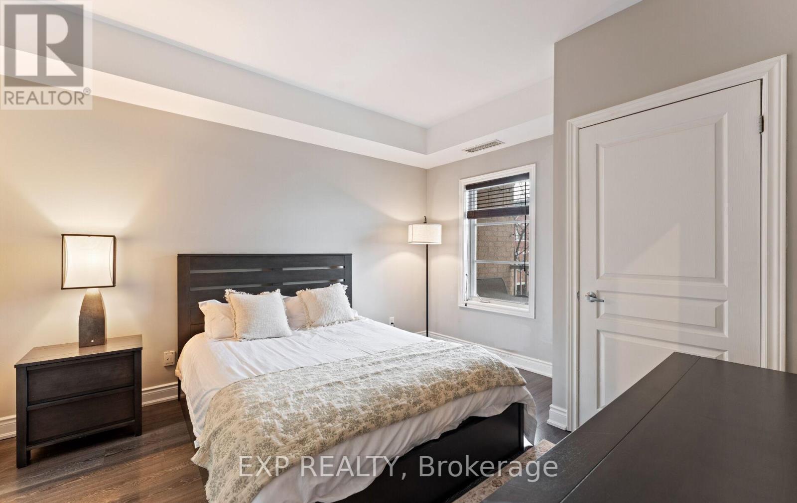 #208 9901 KEELE STREET - 14