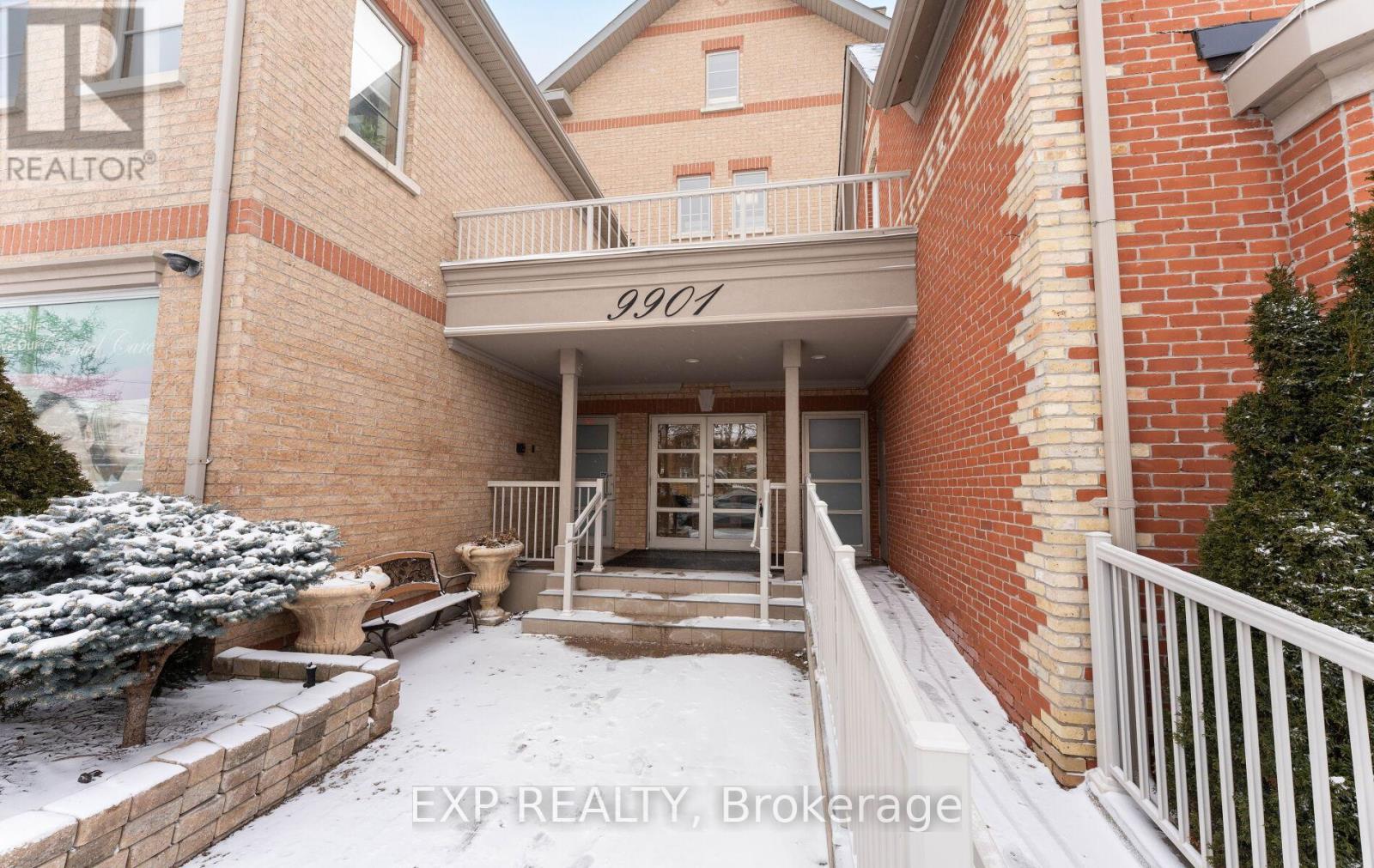 #208 9901 KEELE STREET - 24
