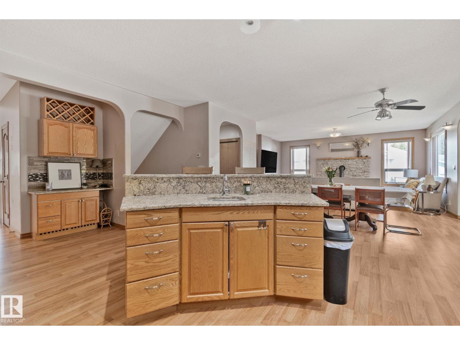 4228 8 AV — photo 10