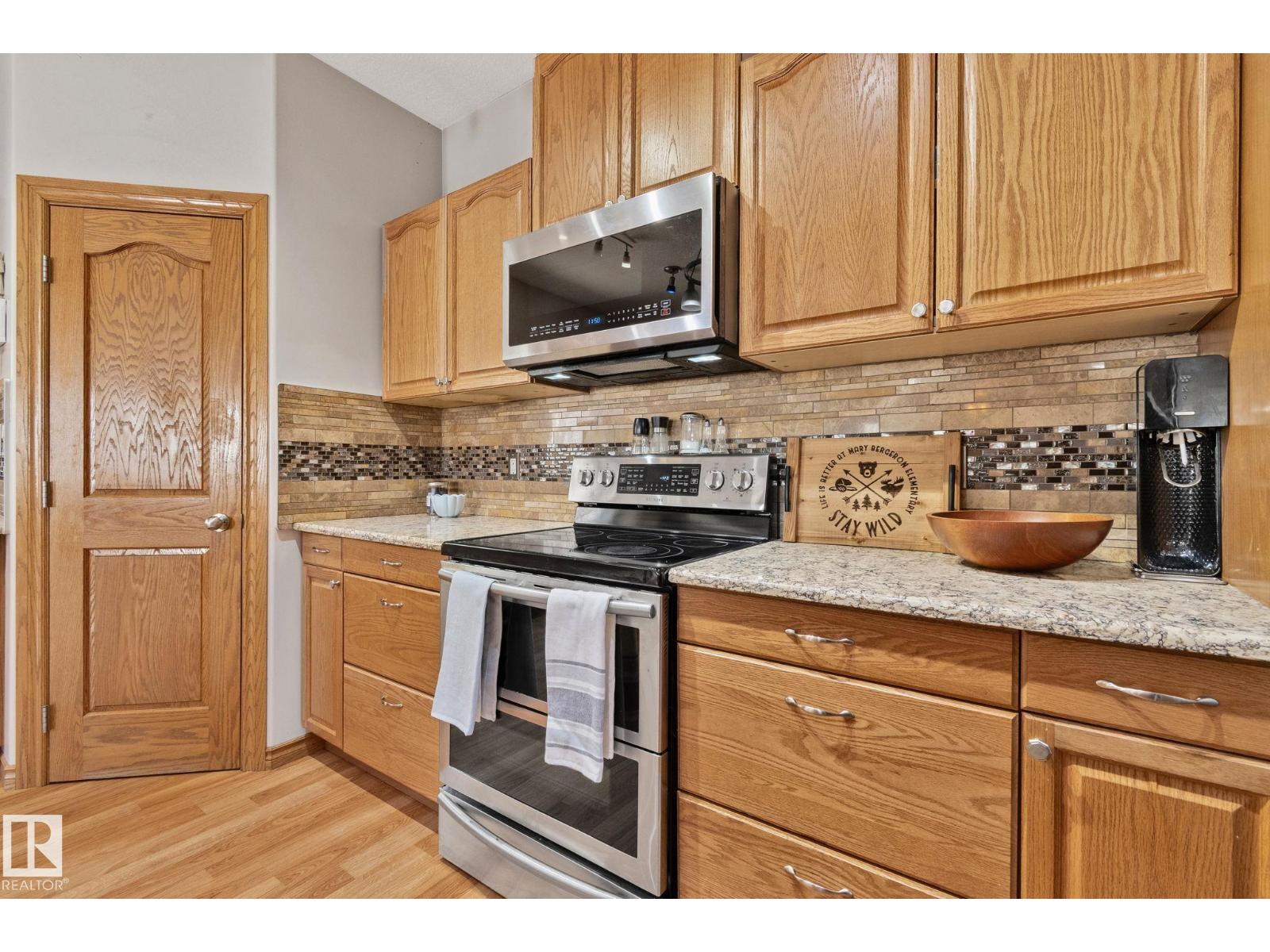 4228 8 AV — photo 11