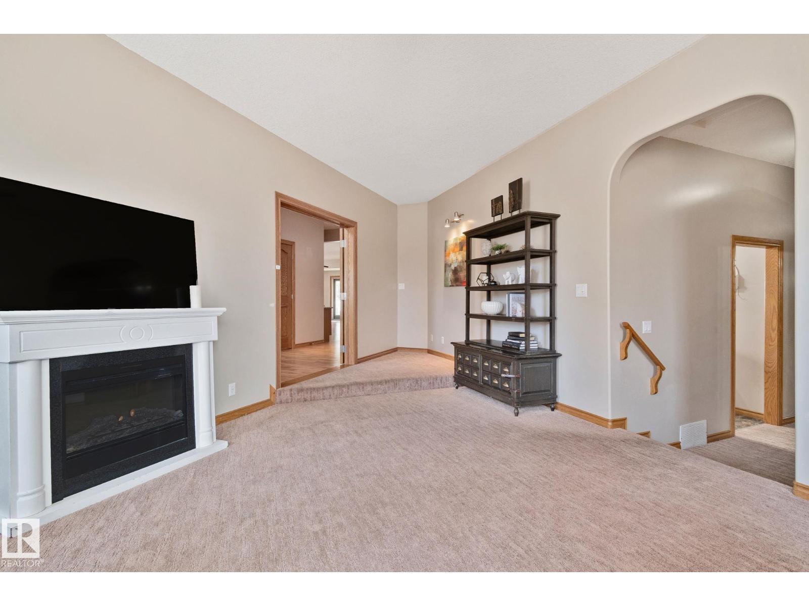 4228 8 AV — photo 21
