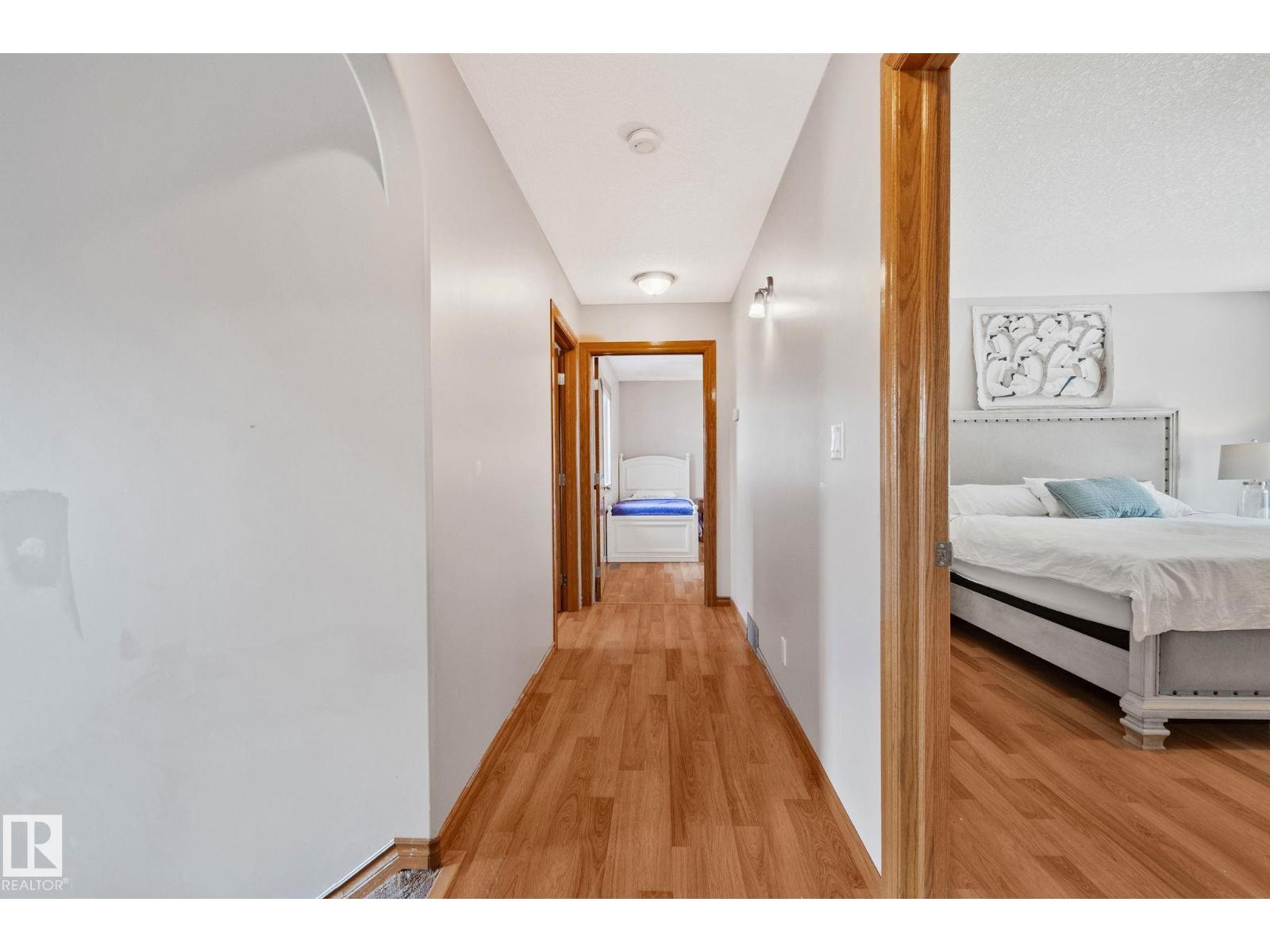 4228 8 AV — photo 34
